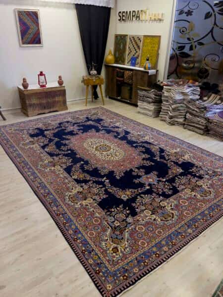 Vintage Wool Rug, Vintage rug, wool & cotton wool/weave, size 244 × 372 cm, from Oushak, SKU 2900