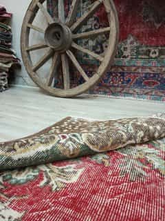Distressed 100% Wool Rug, detail view 2, handmade rug, SKU 10830