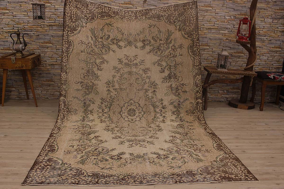Classic Handwoven Rug, detail view 2, handmade rug, SKU 2422