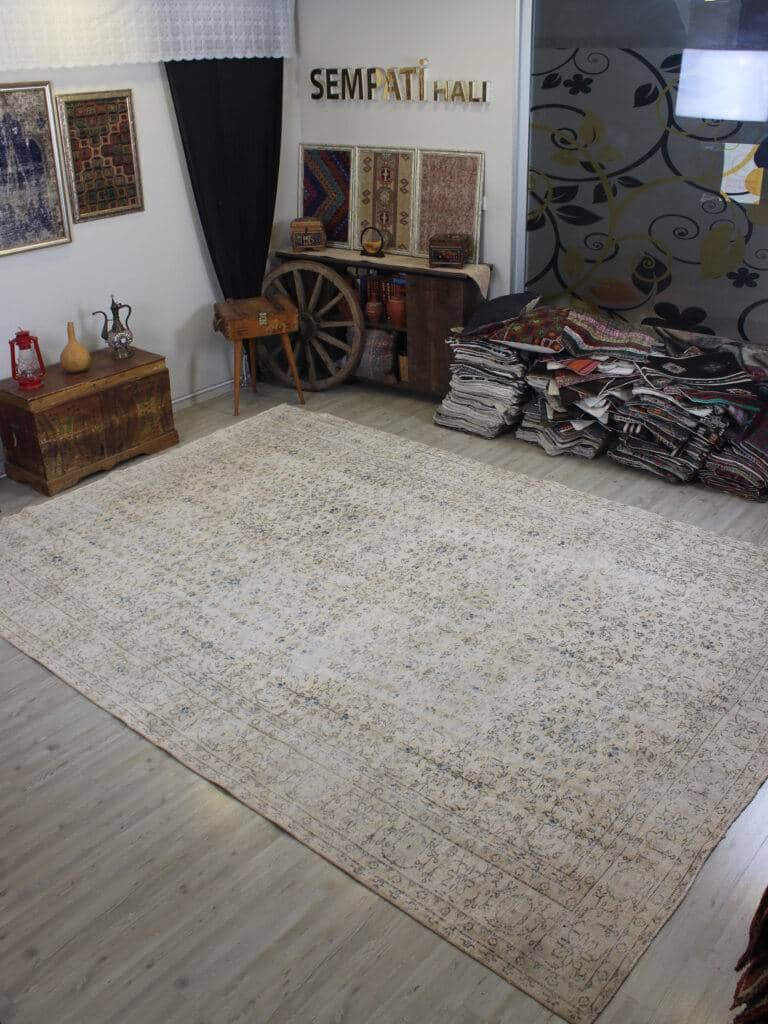 Handmade Wool Rug, Distressed, detail view 2, vintage rug, SKU 10561