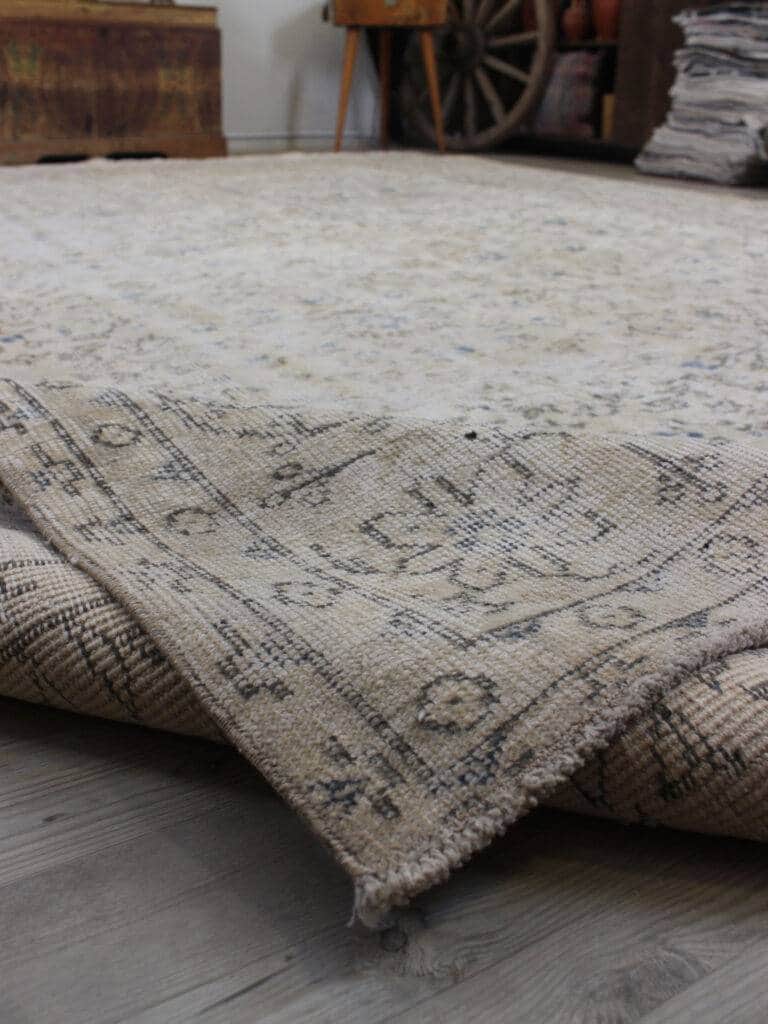 Handmade Wool Rug, Distressed, detail view 5, vintage rug, SKU 10561