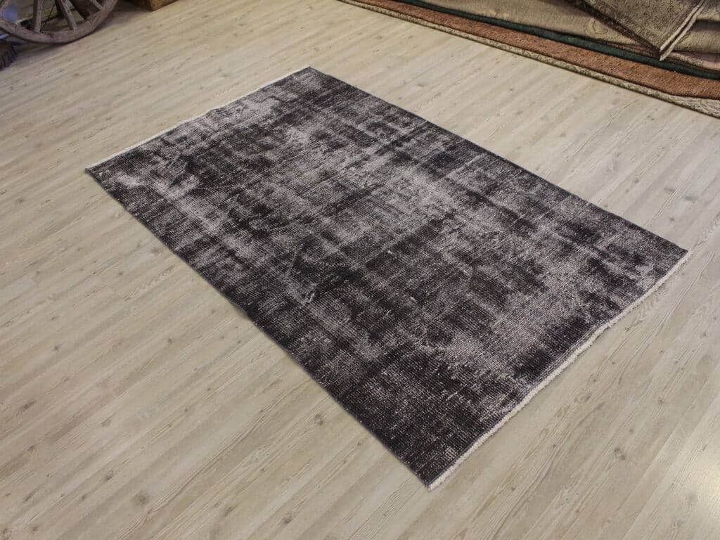 Vintage Handmade Wool Rug, Handmade rug, wool wool/weave, size 166 × 176 cm, from Ladik, SKU 10703