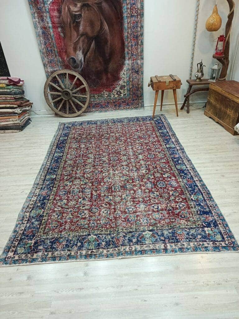 Hand-Woven Distressed Wool Rug, Handmade rug, wool wool/weave, size 191 × 289 cm, from Milas, SKU 10828