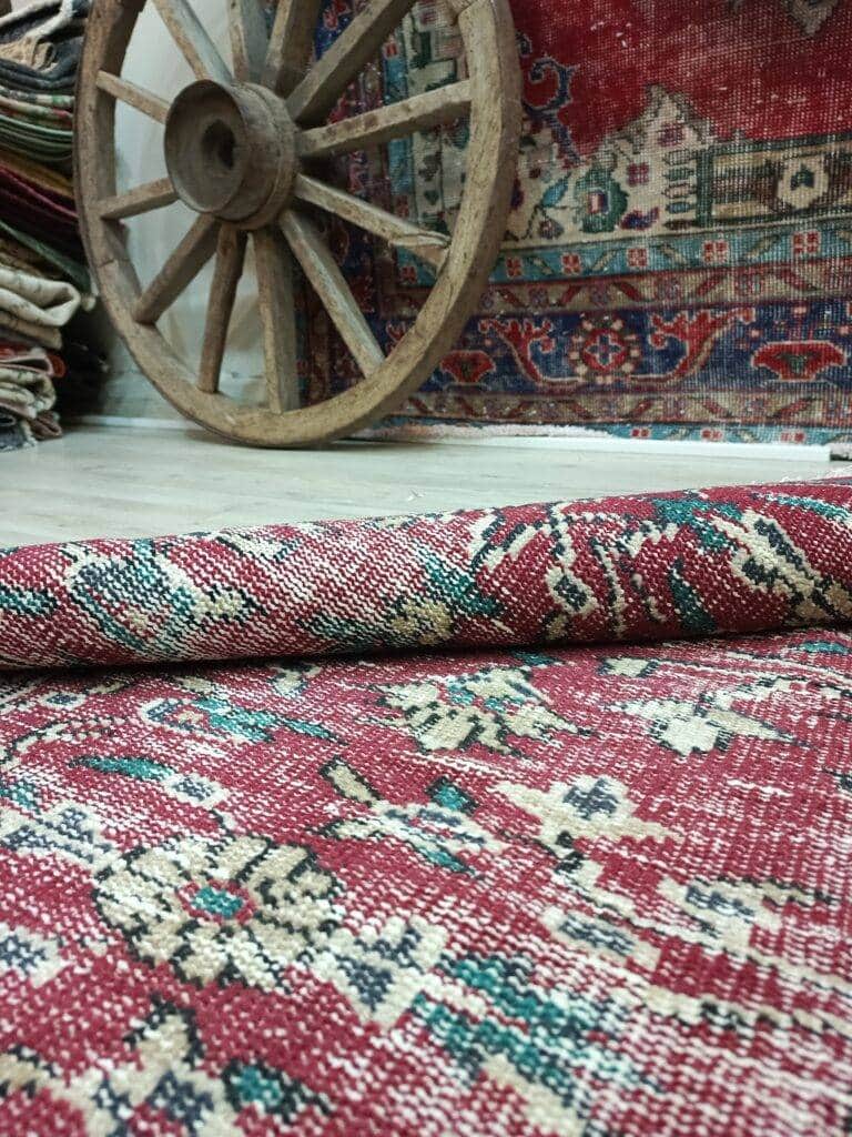 100% Wool Vintage Hand-Woven Rug, detail view 4, vintage rug, SKU 10846