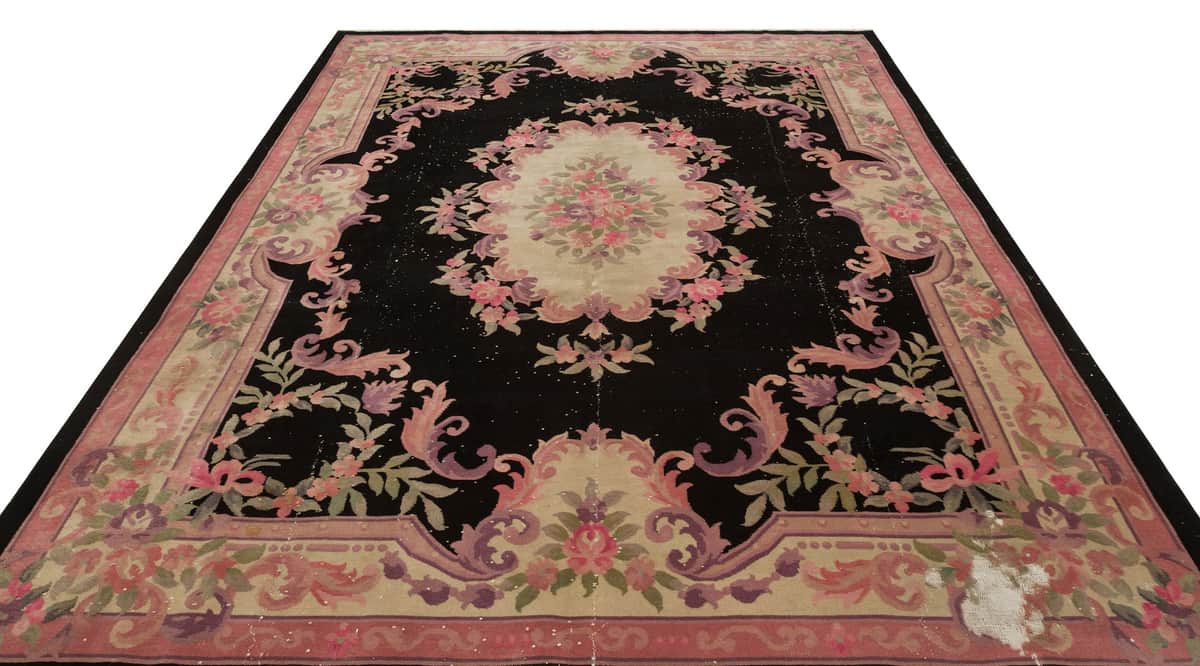 Handwoven Vintage Anatolian Rug, vintage rug, Handmade, hand-knotted wool, size 247 × 300 cm, from Kars