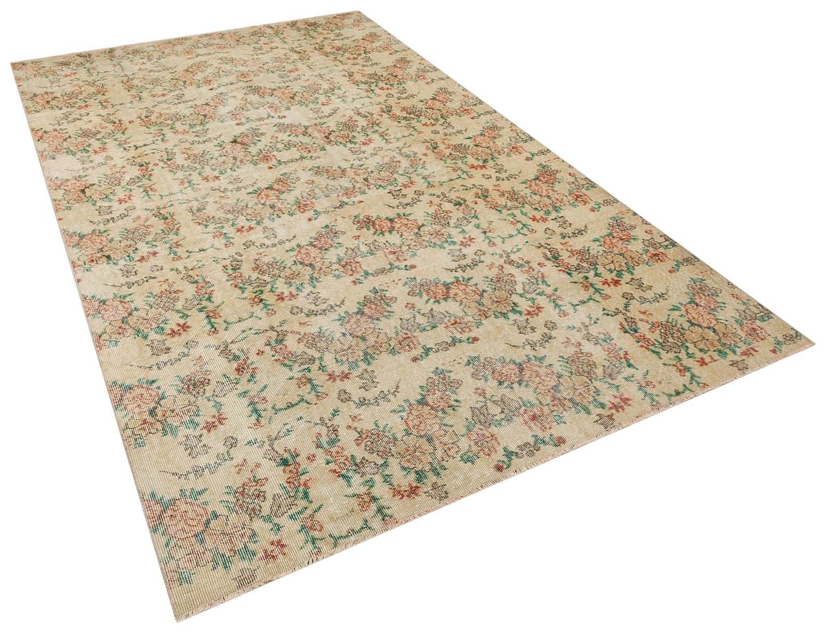 Vintage Rug of Unparalleled Beauty, vintage rug, Handmade, hand-knotted wool, size 190 × 300 cm, from Sivas