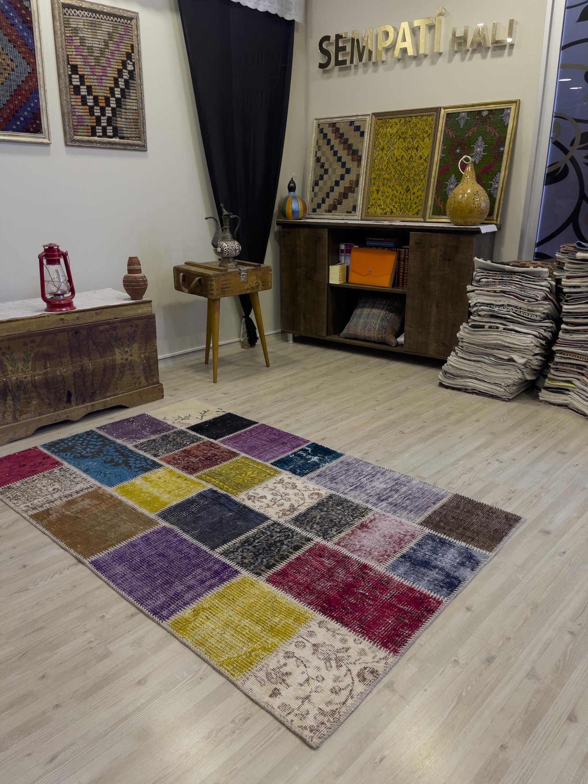 Modern, One-of-a-Kind Custom Patchwork Rug, vintage rug, Handmade, hand-knotted wool, size 116 × 186 cm, from Kars