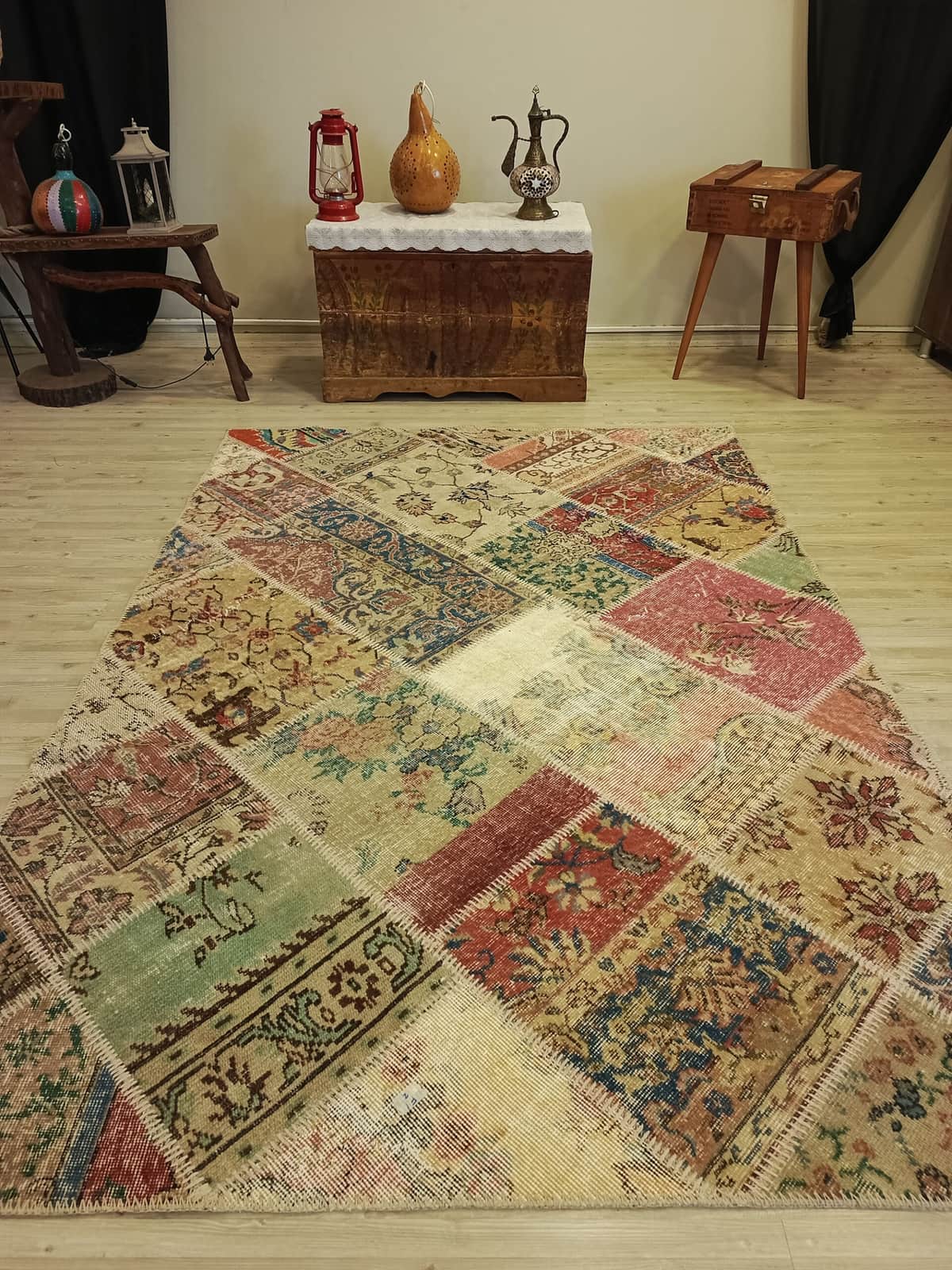 Century-Old Antique-Style Patchwork Rug, vintage rug, Handmade, hand-knotted wool, size 160 × 228 cm, from Cappadocia