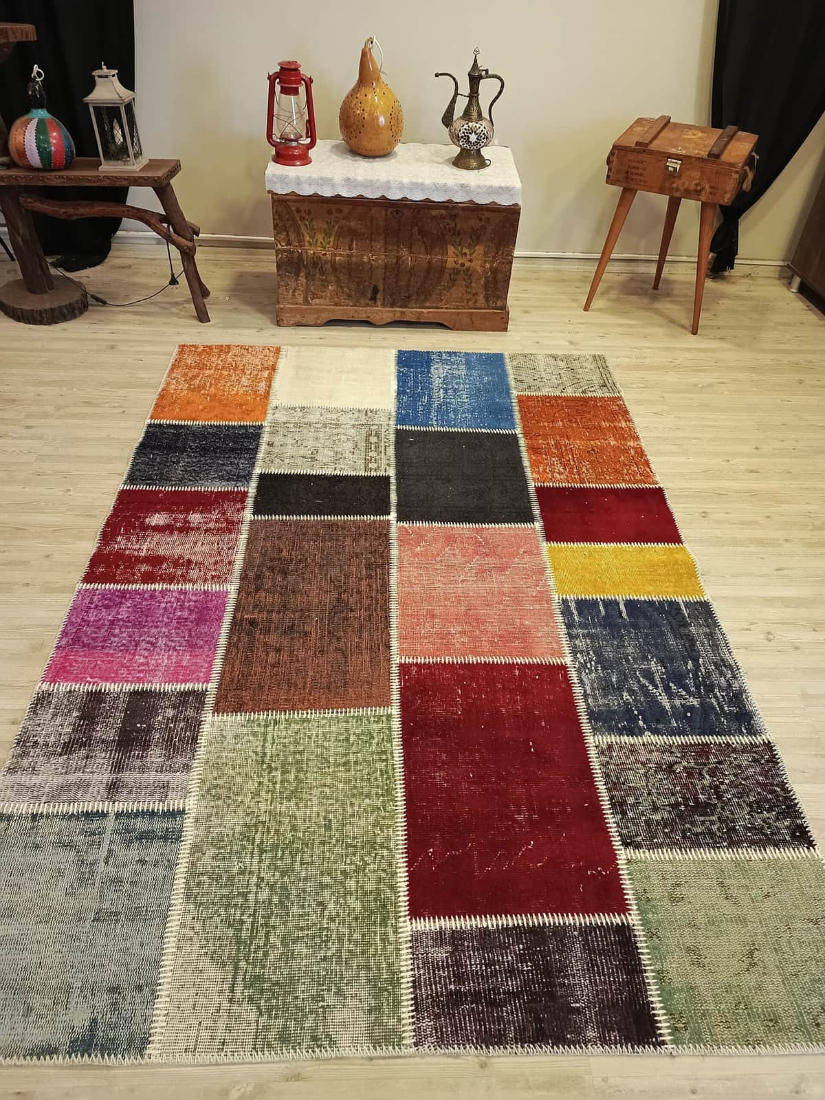 Vintage-Style Wool Patchwork Rug, vintage rug, Handmade, hand-knotted cotton, size 160 × 230 cm, from Konya