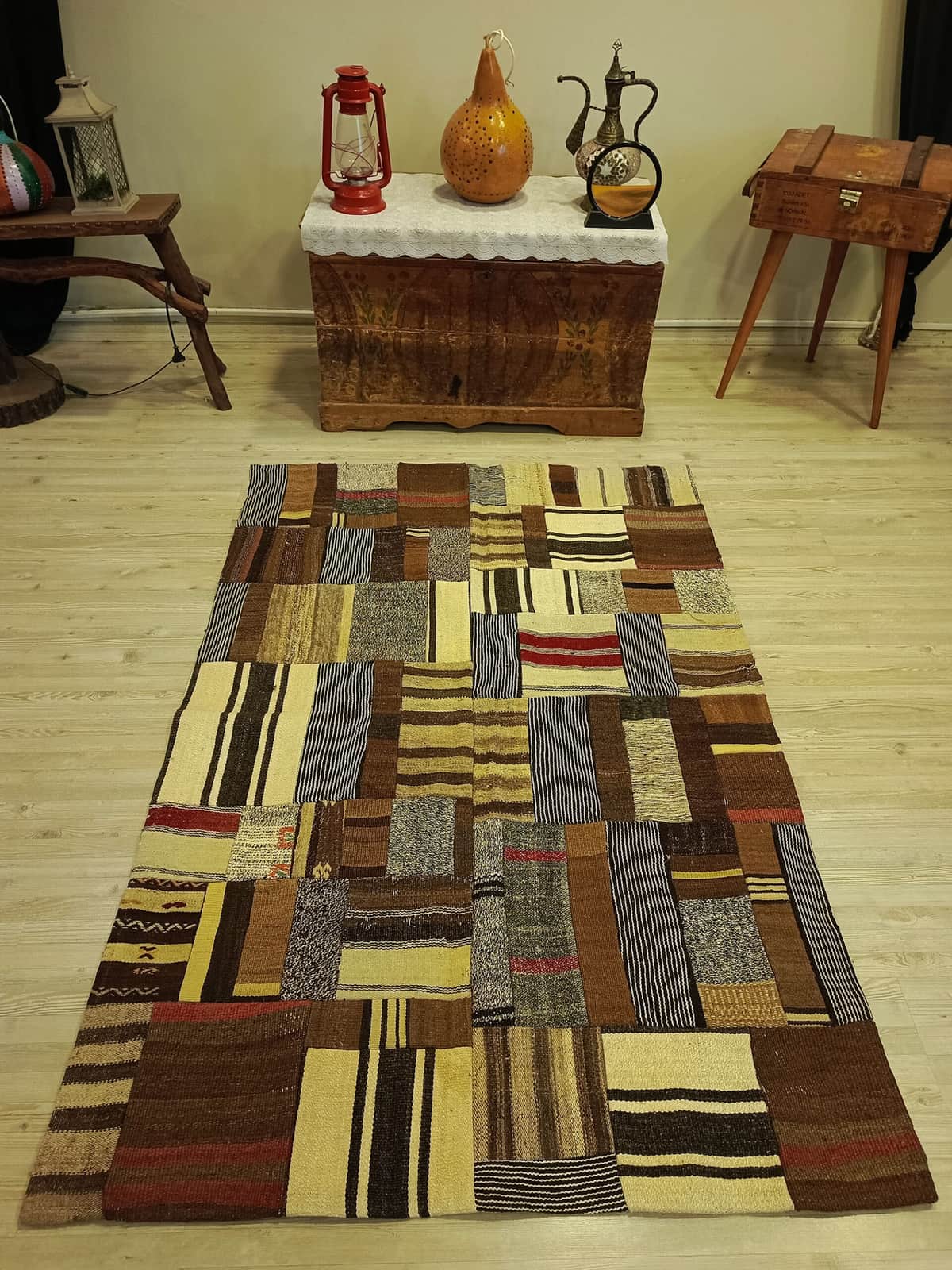 Handwoven Custom-Designed Patchwork Rug, vintage rug, Handmade, hand-knotted silk, size 116 × 173 cm, from Cappadocia