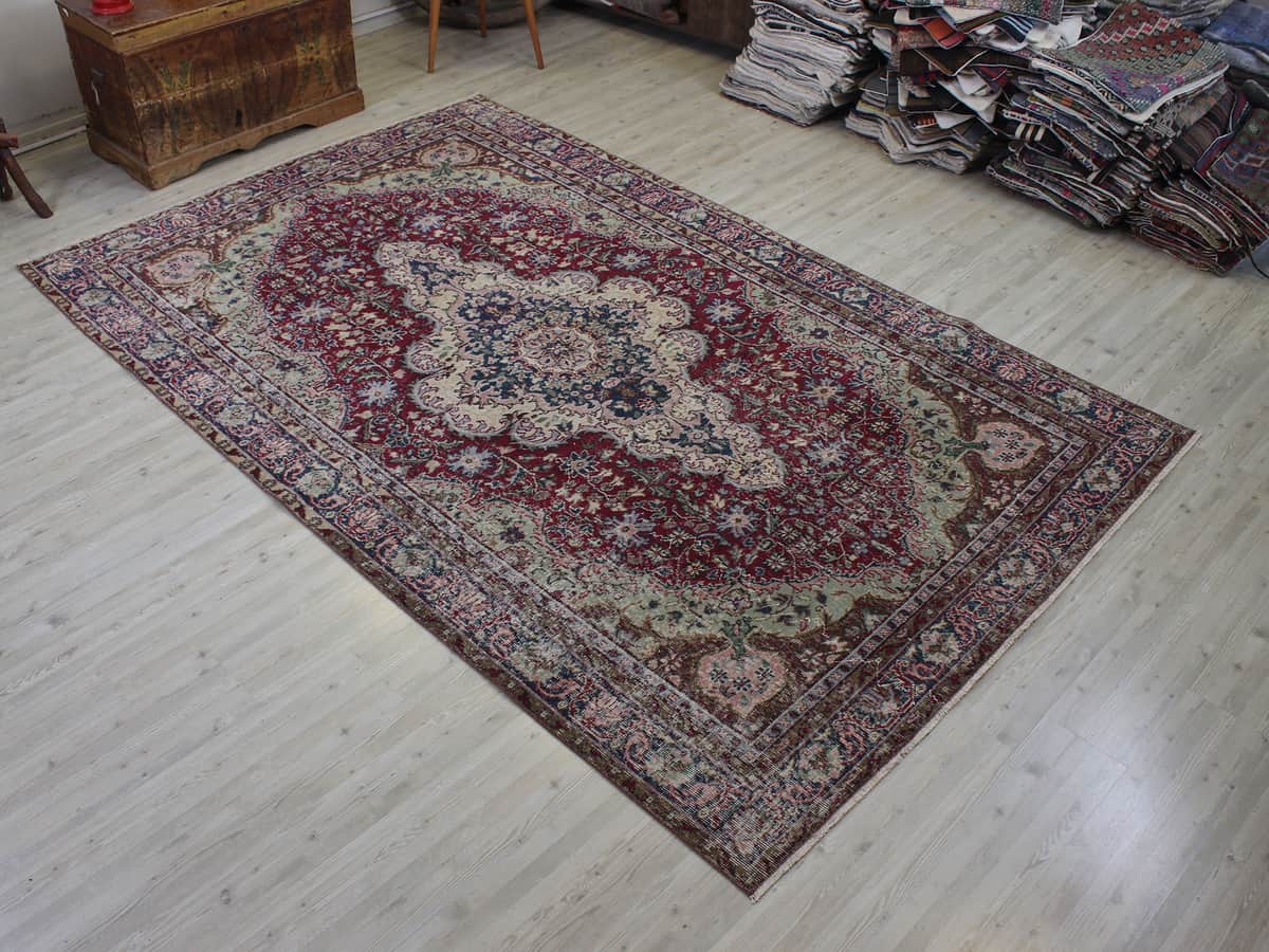 Vintage Distressed Rug, vintage rug, Handmade, hand-knotted wool & cotton, size 186 × 299 cm, from Manisa