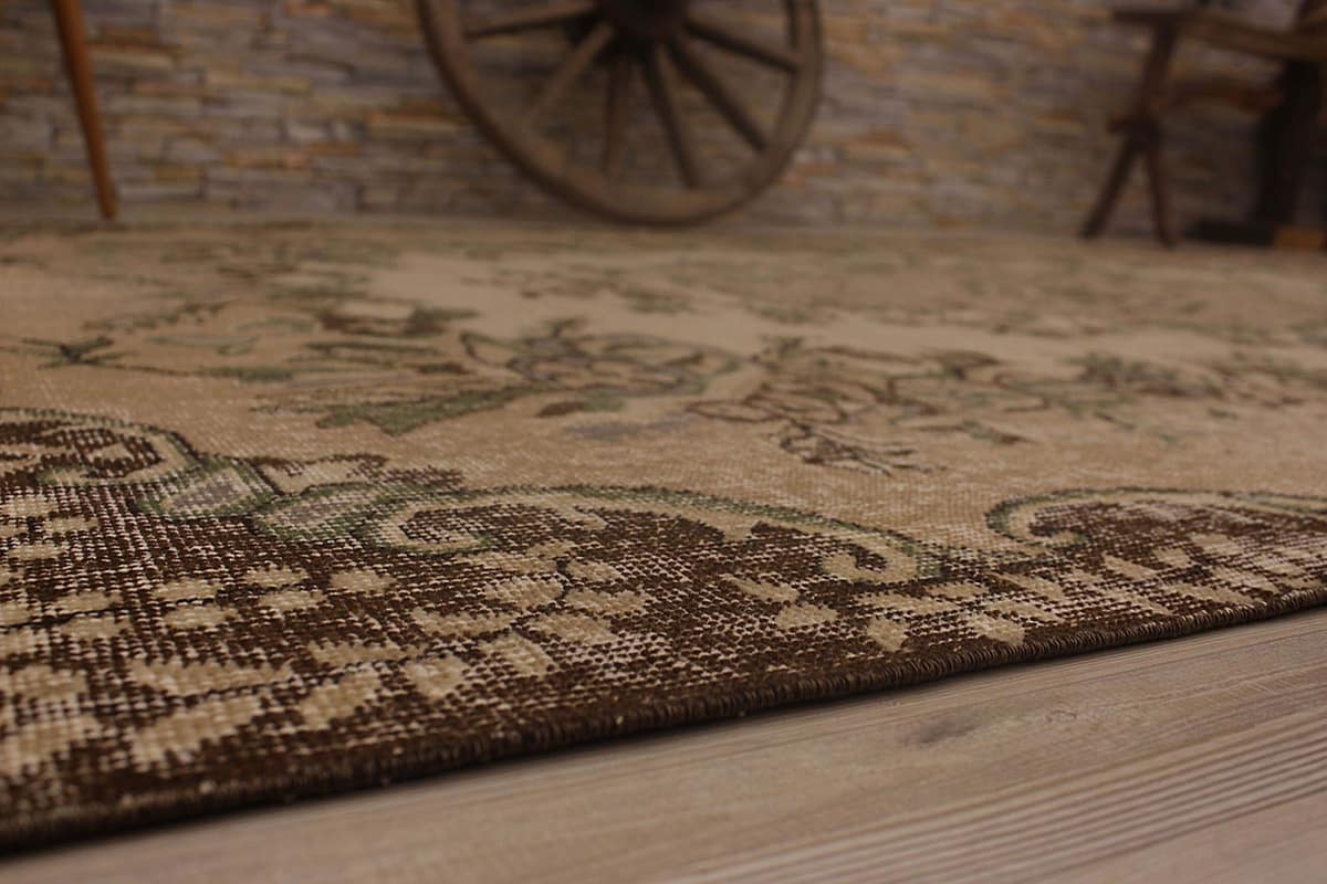Classic Handwoven Rug — detail view 5, handmade vintage rug