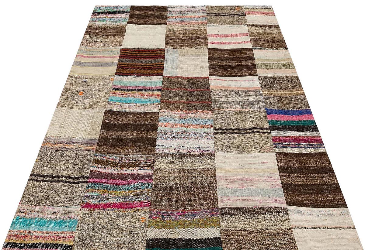 Handmade, One-of-a-Kind Patchwork Rug, vintage rug, Handmade, hand-knotted wool & cotton, size 140 × 203 cm, from Hereke