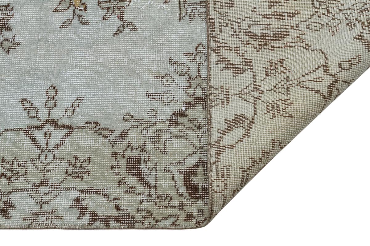Anatolian-Patterned Distressed Rug — detail view 3, handmade vintage rug