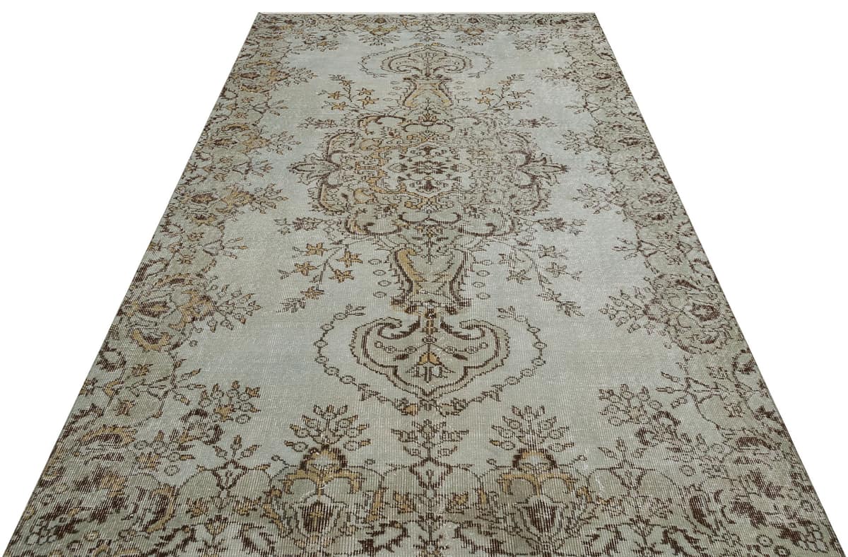 Anatolian-Patterned Distressed Rug, vintage rug, Handmade, hand-knotted silk, size 167 × 272 cm, from Gaziantep