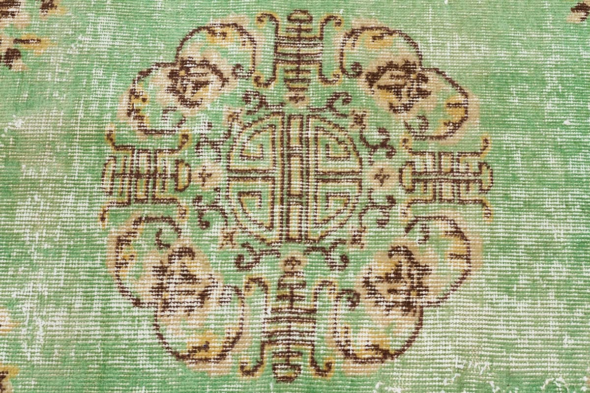 Vintage Hand-Woven Wool Rug — detail view 5, handmade vintage rug