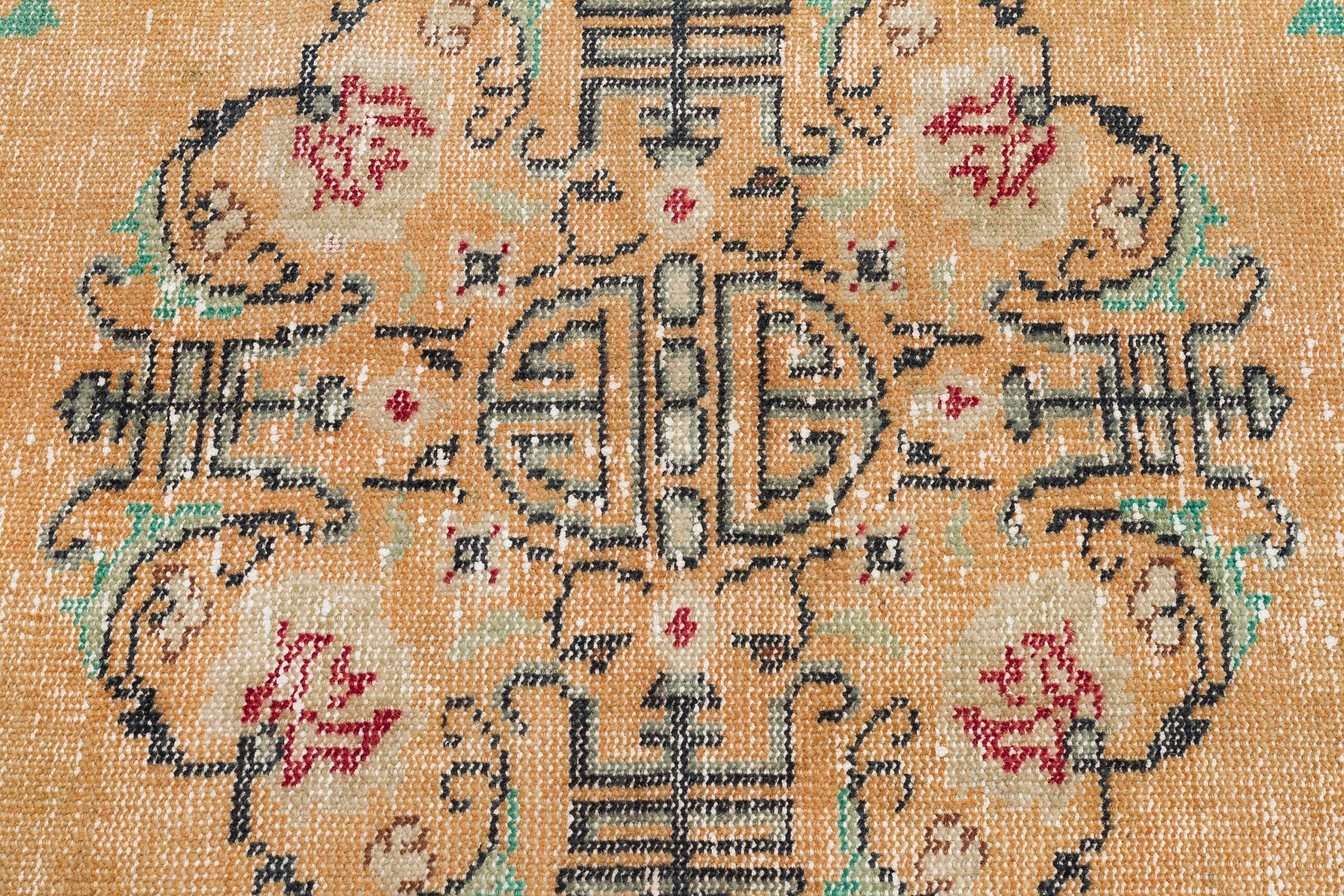 Classic, Modern, Vintage Hand-Woven Rug — detail view 5, handmade vintage rug