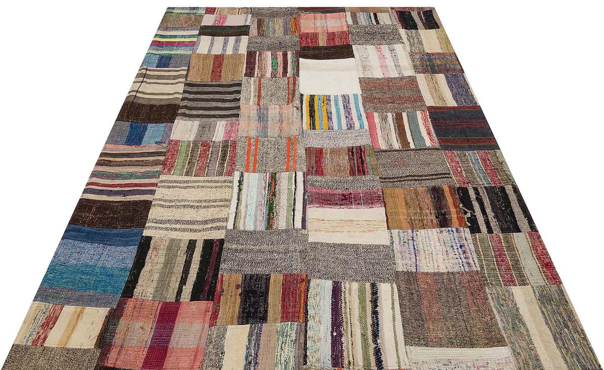 Vintage Patchwork Rug, vintage rug, Handmade, hand-knotted wool & silk, size 170 × 222 cm, from Hereke