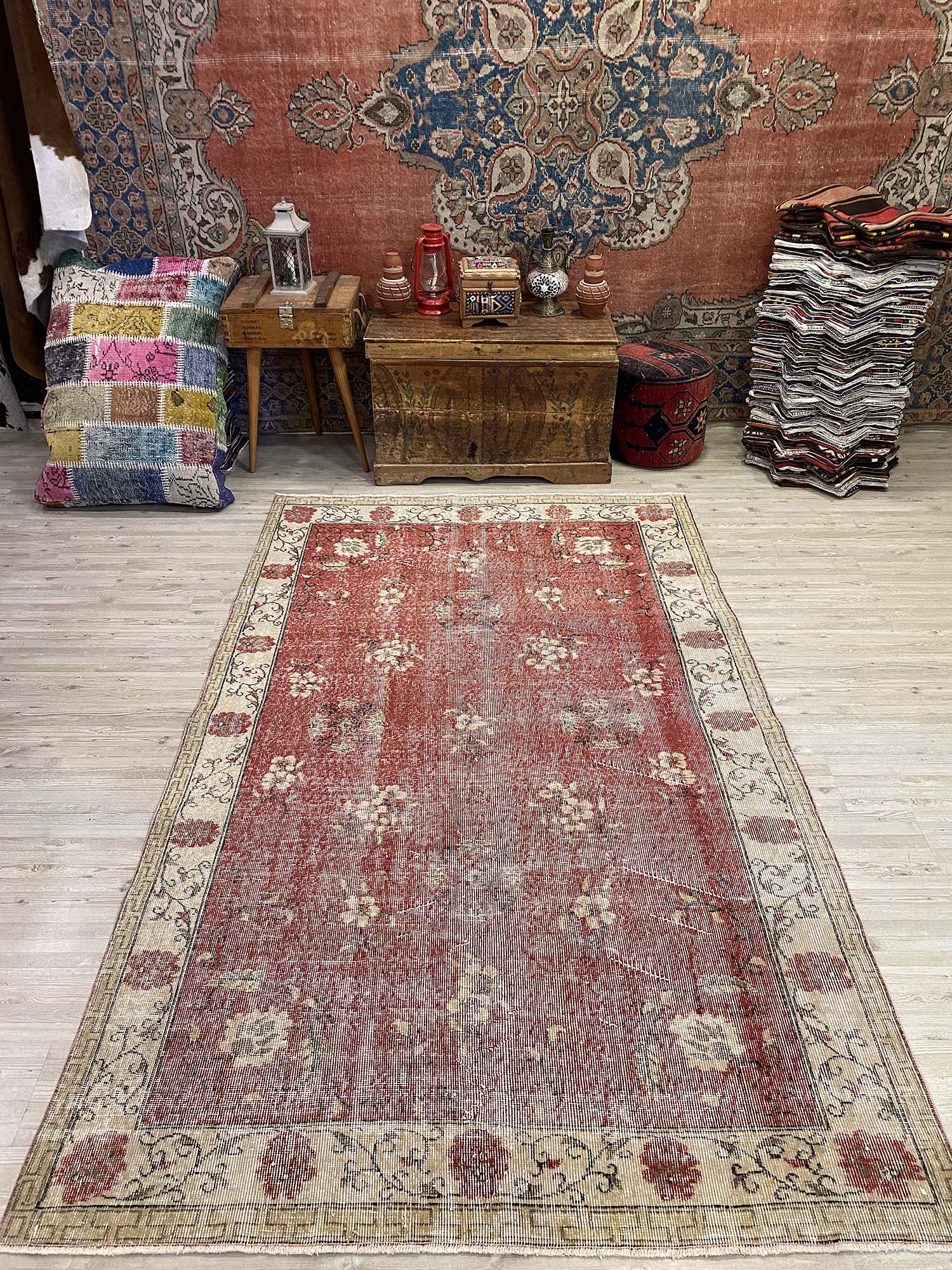 Turkish Distressed Vintage Rug, vintage rug, Handmade, hand-knotted wool & silk, size 154 × 254 cm, from Manisa
