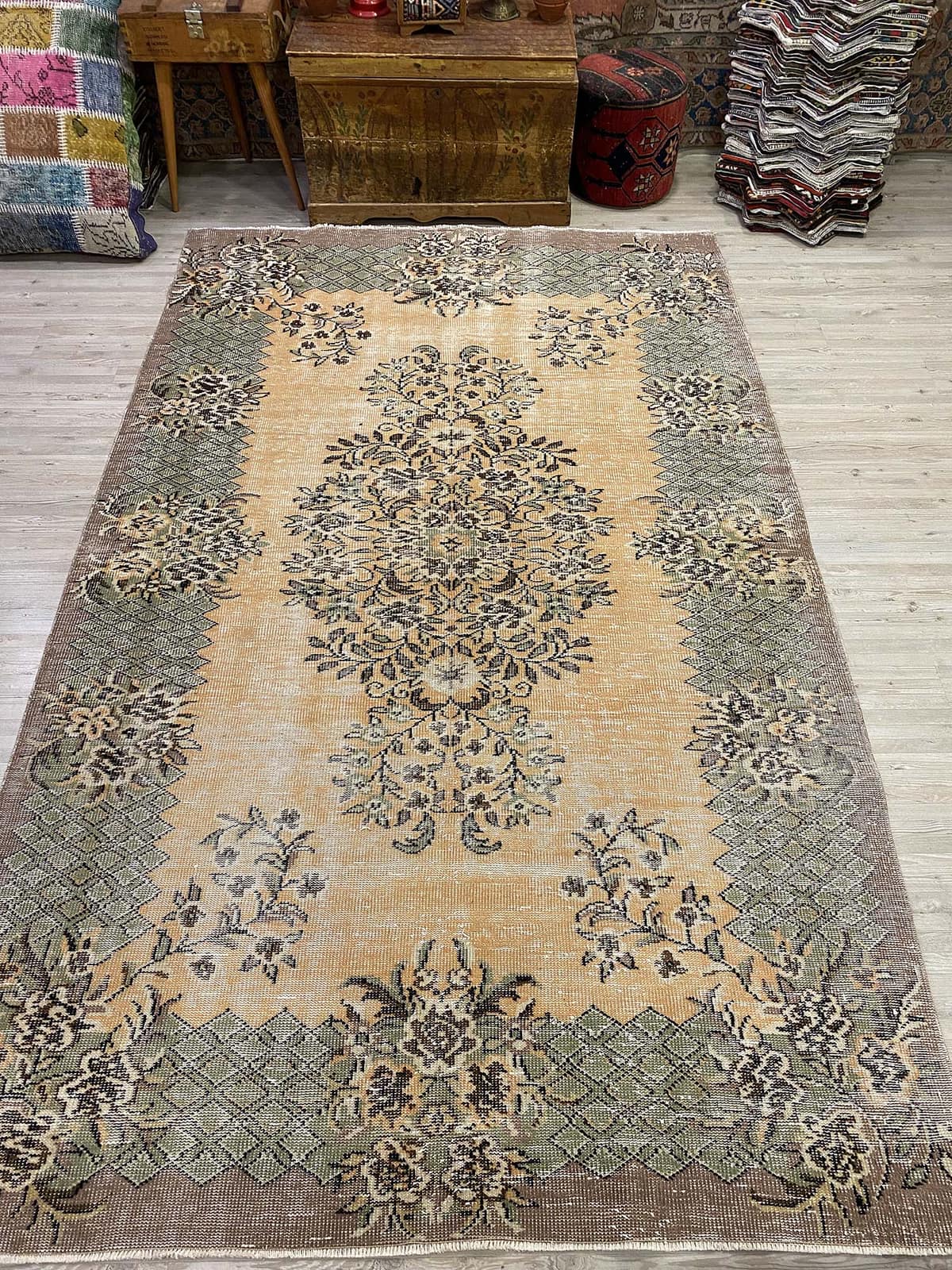 Unique Distressed Vintage Rug, vintage rug, Handmade, hand-knotted cotton, size 180 × 300 cm, from Hereke