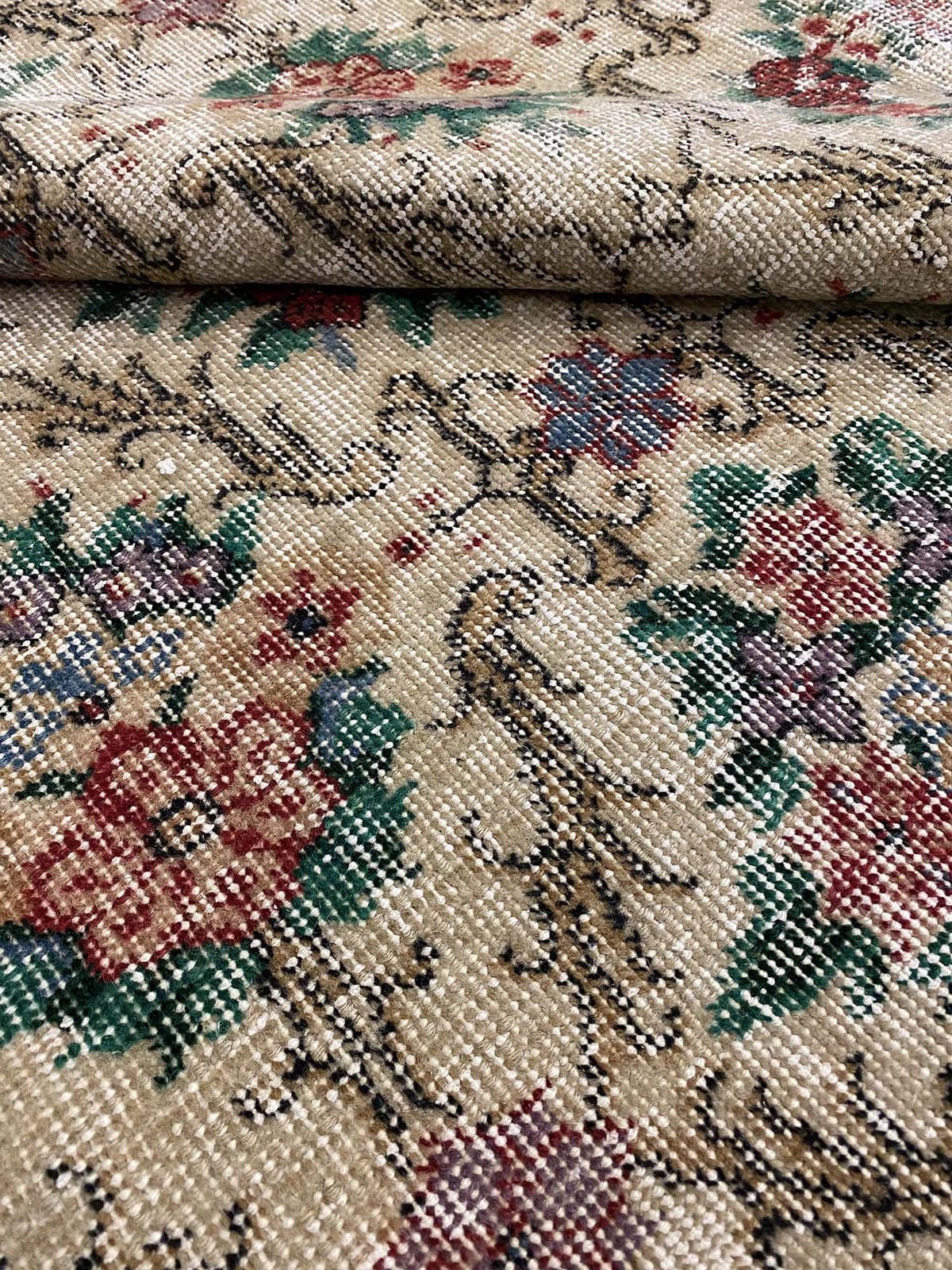 Airplane-Themed Vintage Rug — detail view 3, handmade vintage rug