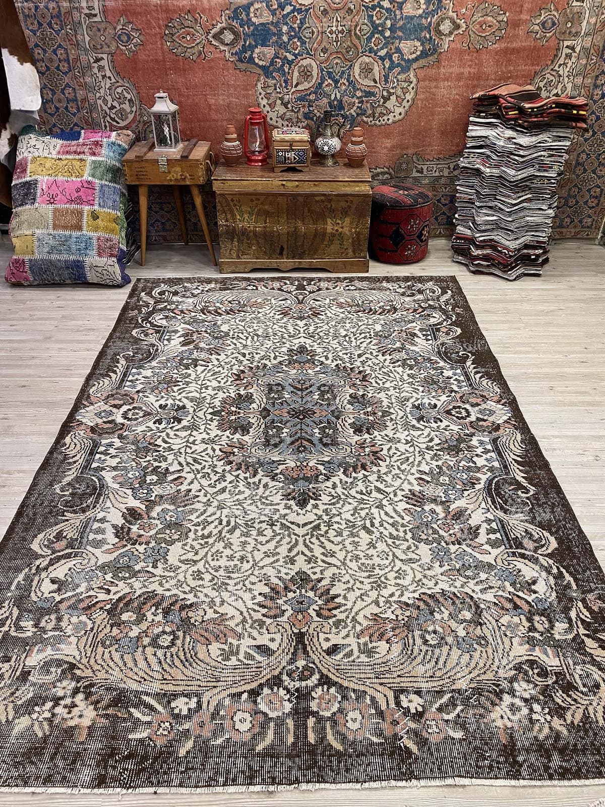 Handmade Distressed Vintage Rug, vintage rug, Handmade, hand-knotted wool & cotton, size 187 × 277 cm, from Isparta
