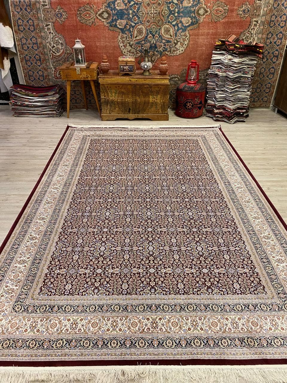 Opulent Charm Sumer Rug, vintage rug, Machine, hand-knotted wool & silk, size 200 × 290 cm, from Demirci