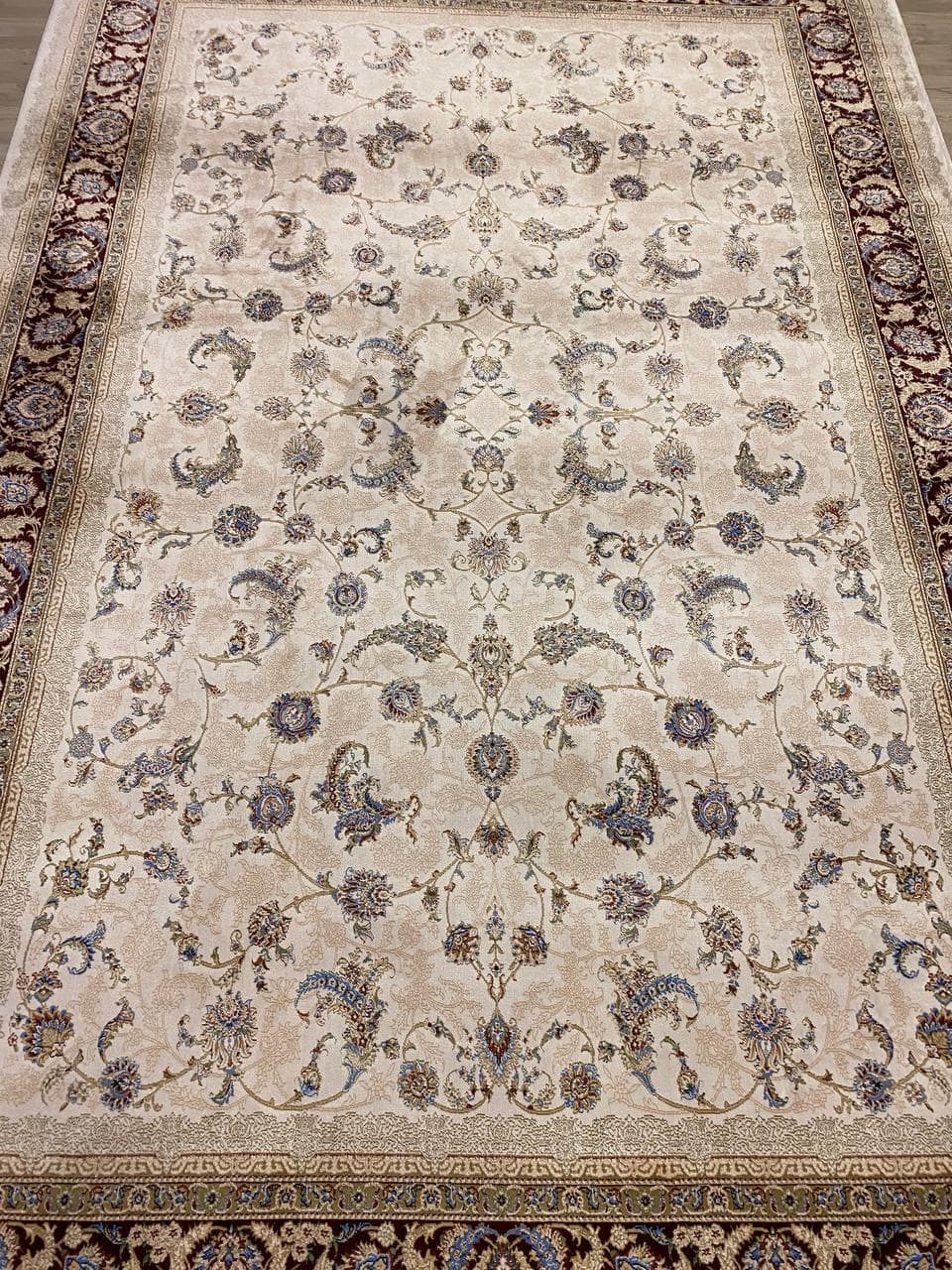 Majestic Appeal Sumer Rug — detail view 4, machine vintage rug