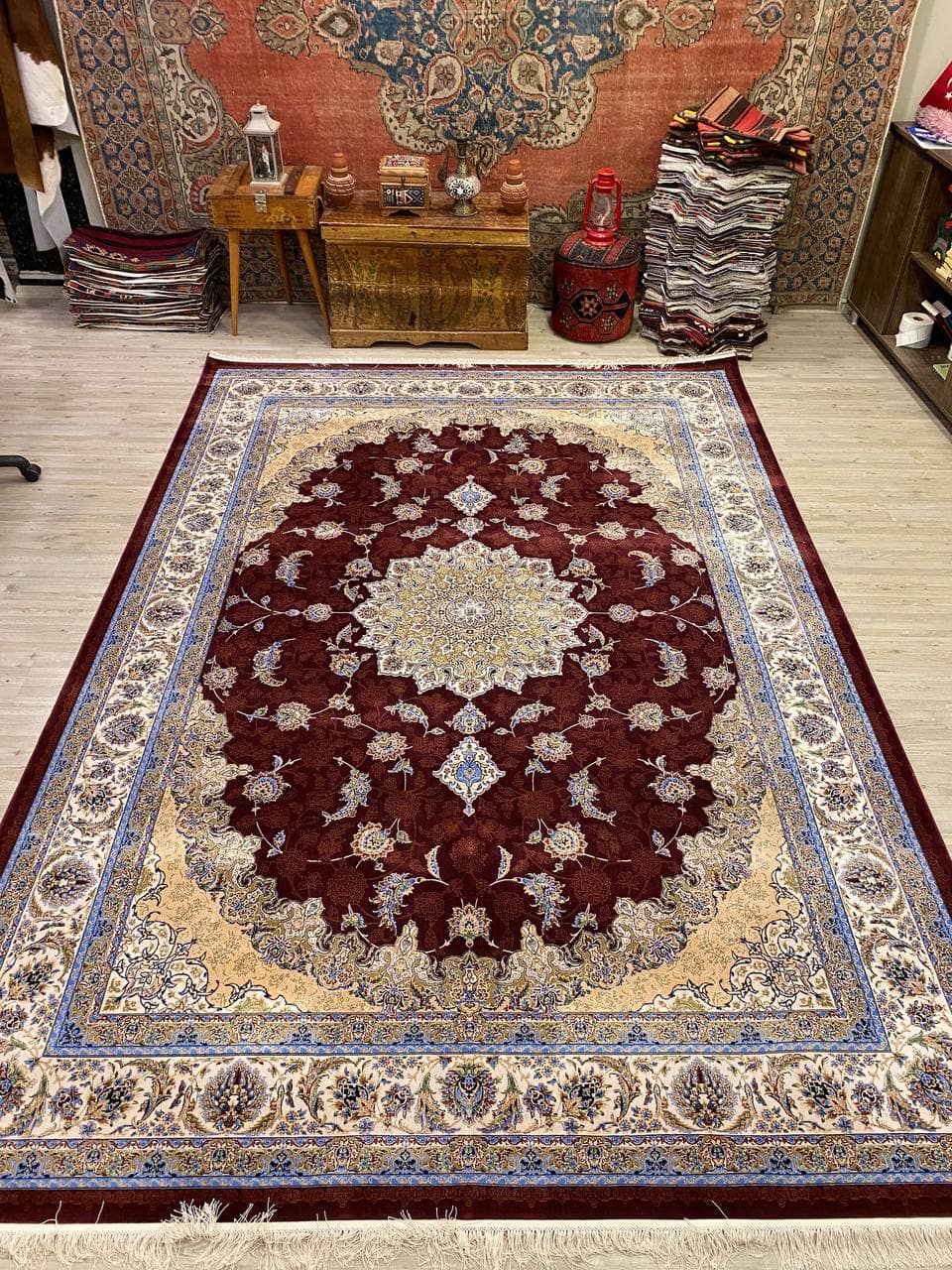 Modern Sumer Rug, vintage rug, Machine, hand-knotted cotton, size 240 × 340 cm, from Hereke
