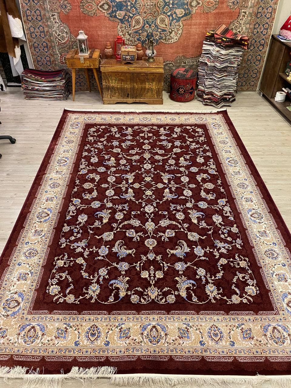 Trendy Comfort Summer Rug, vintage rug, Machine, hand-knotted wool, size 240 × 340 cm, from Oushak