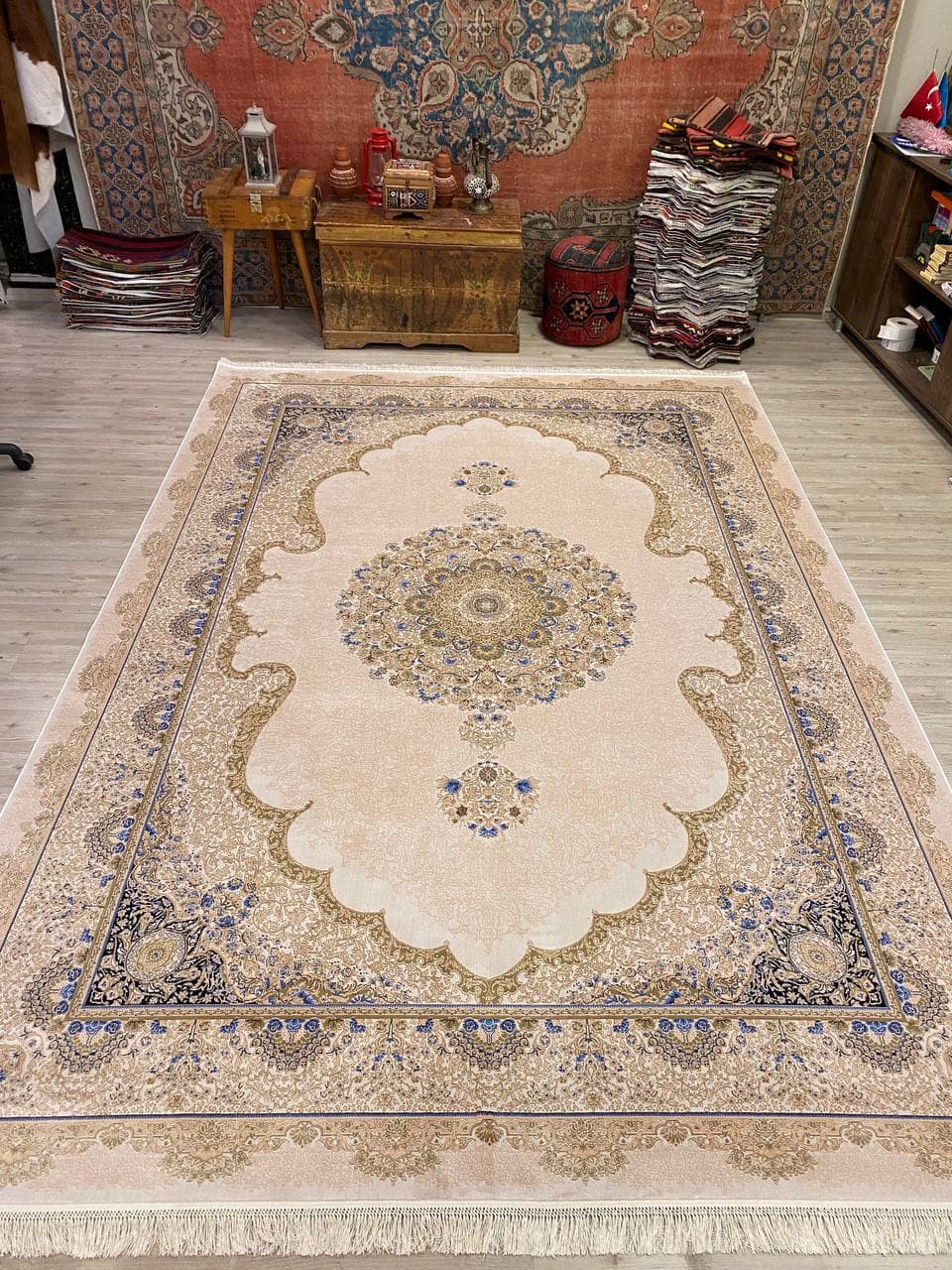 Elegance Harmony Sumer Rug, vintage rug, Machine, hand-knotted cotton, size 240 × 340 cm, from Antalya