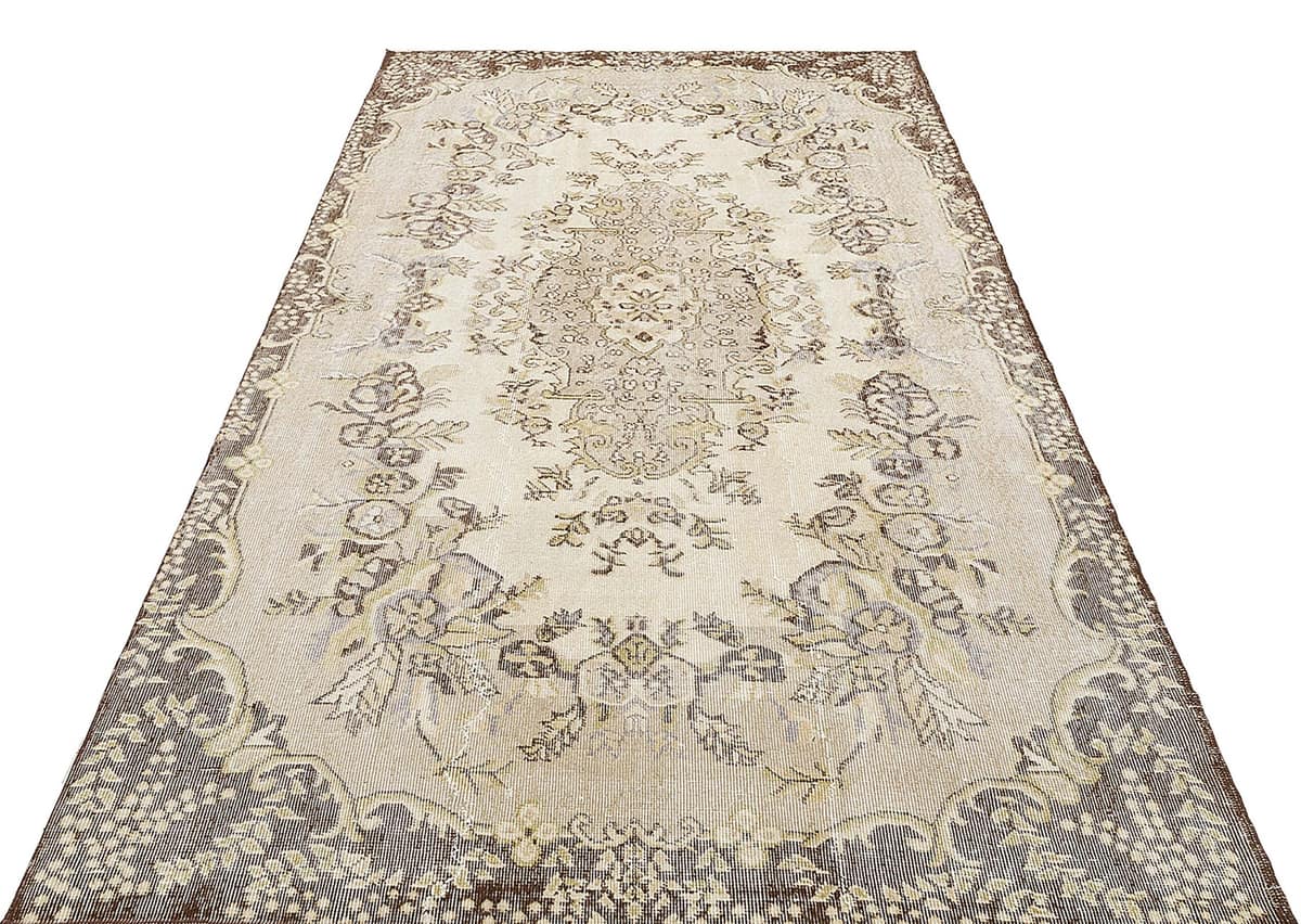 Turkish Handwoven Rug in the Demirci Style, vintage rug, Handmade, hand-knotted wool & cotton, size 165 × 261 cm, from Yahyalı
