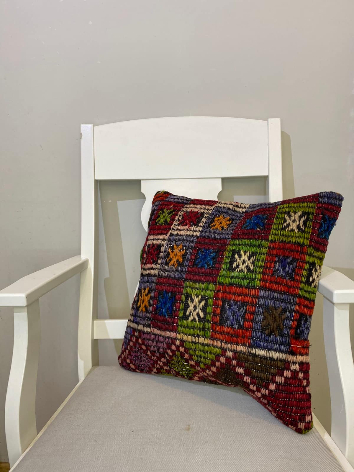 Hand-Woven Pillowcase, vintage rug, Kilim, hand-knotted wool, size 45 × 45 cm, from Demirci