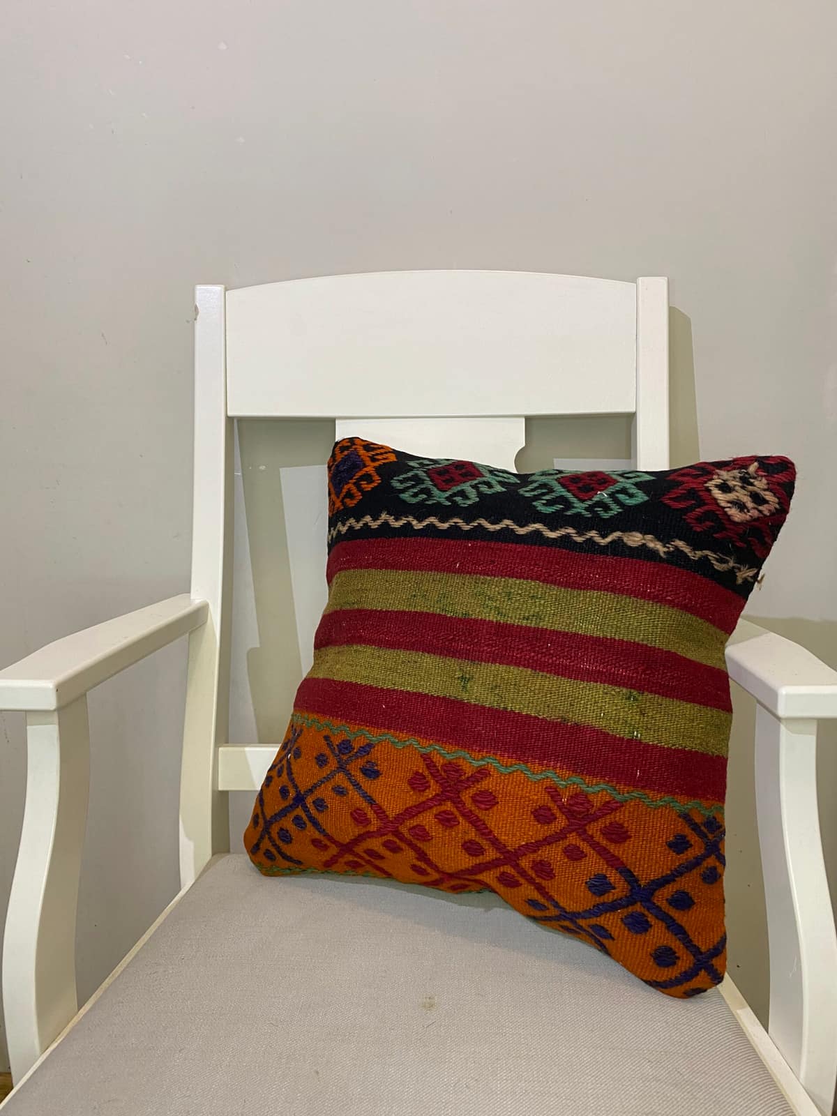 Handwoven Pillowcase, vintage rug, Kilim, hand-knotted wool & silk, size 45 × 45 cm, from Hereke