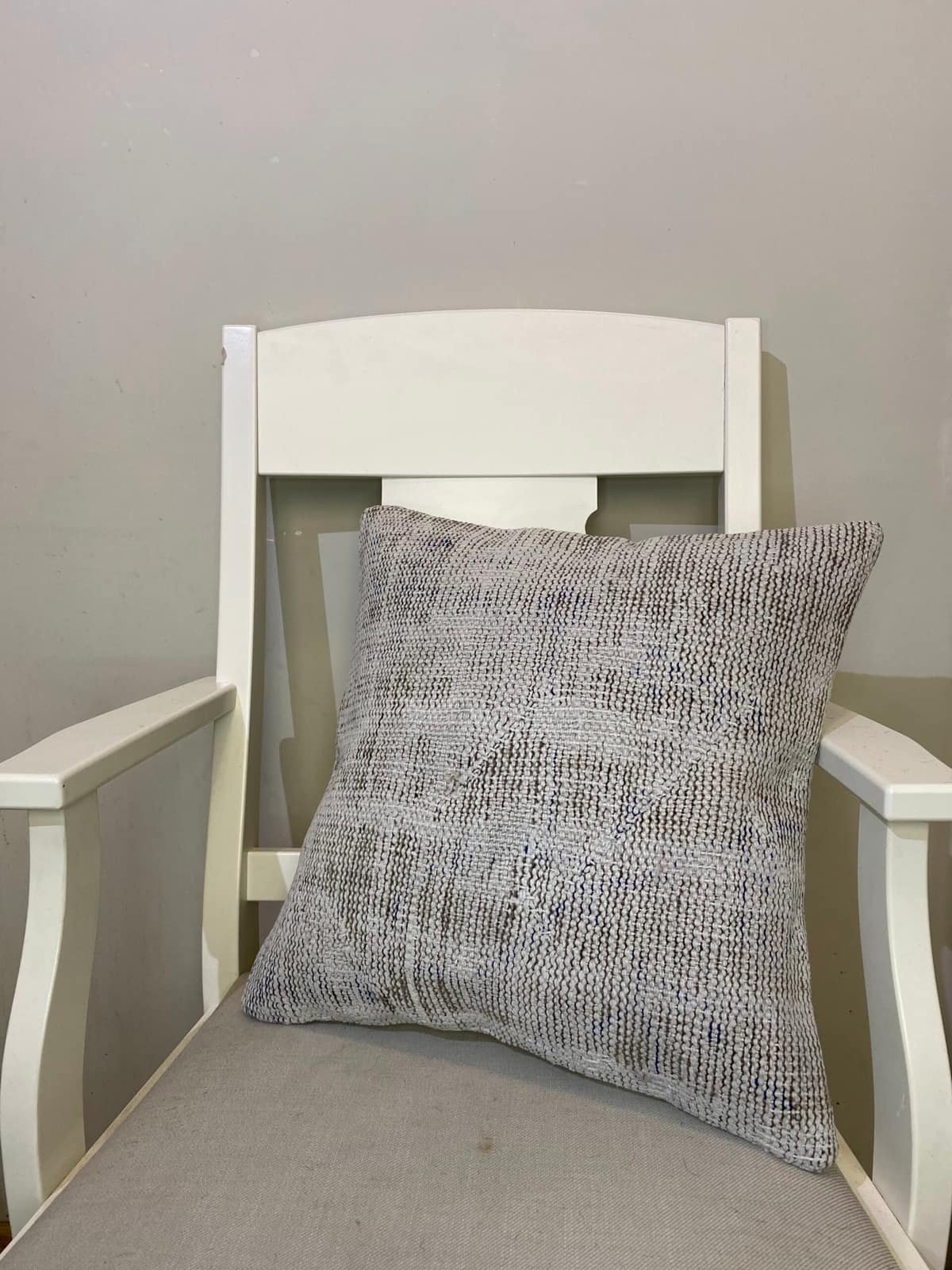 Handwoven Pillowcase, vintage rug, Kilim, hand-knotted silk, size 45 × 45 cm, from Konya