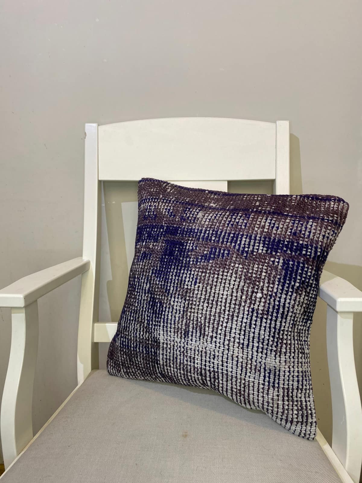 Hand-Woven Pillowcase, vintage rug, Kilim, hand-knotted wool, size 45 × 45 cm, from Isparta