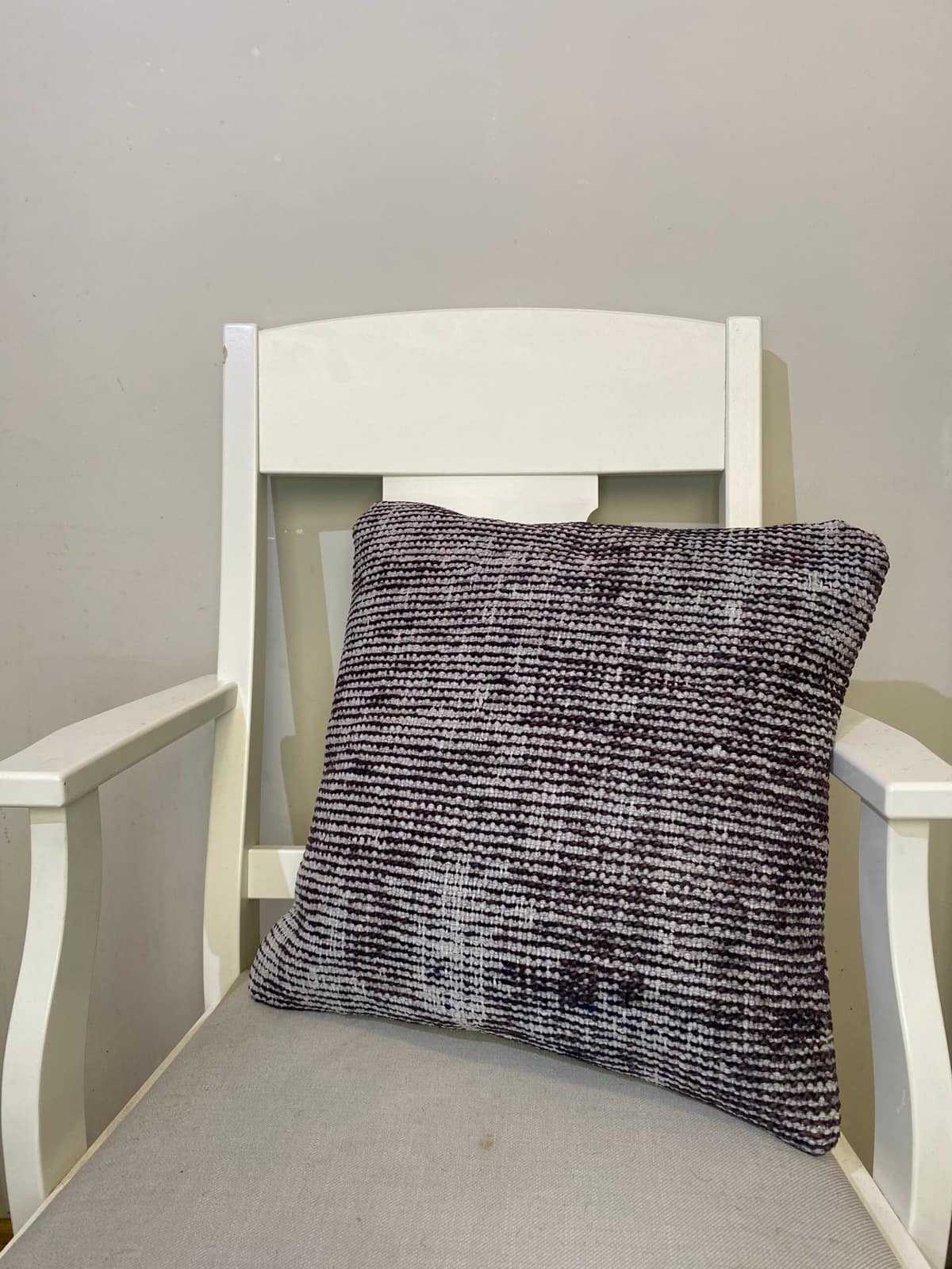 Handwoven Pillowcase, vintage rug, Kilim, hand-knotted silk, size 45 × 45 cm, from Ladik