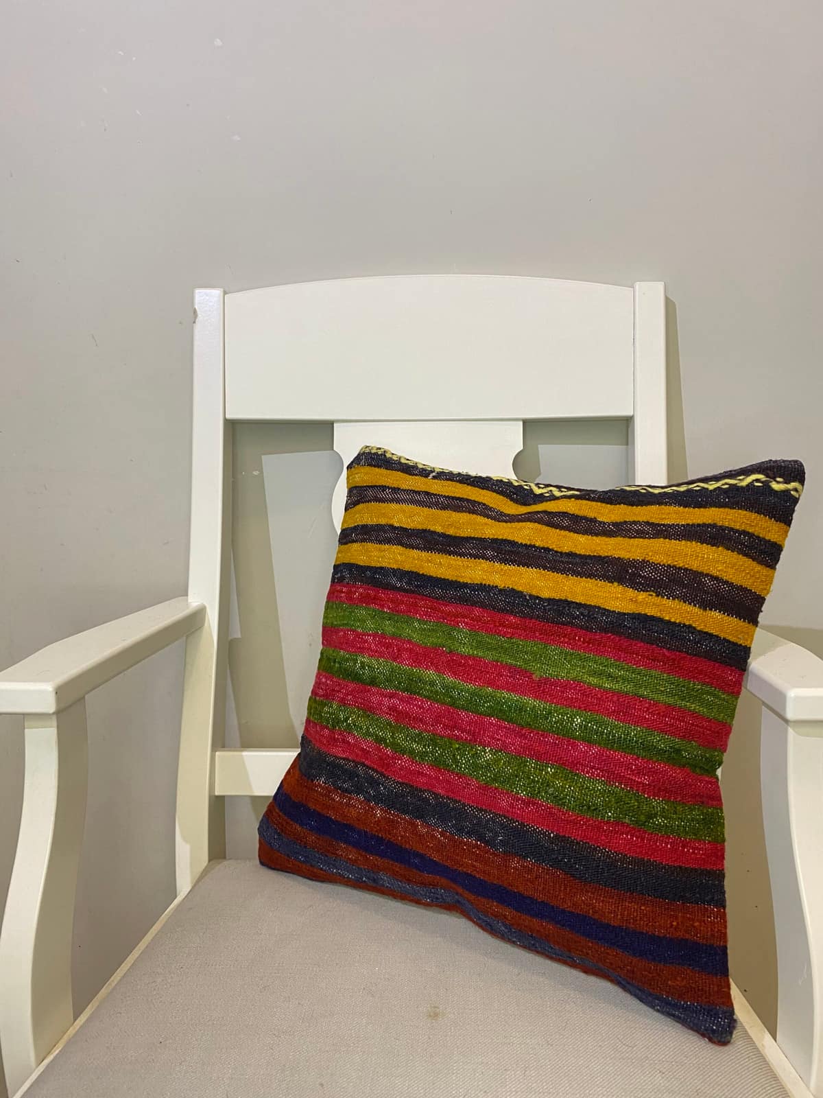 Handwoven Pillowcase, vintage rug, Kilim, hand-knotted wool & cotton, size 45 × 45 cm, from Manisa