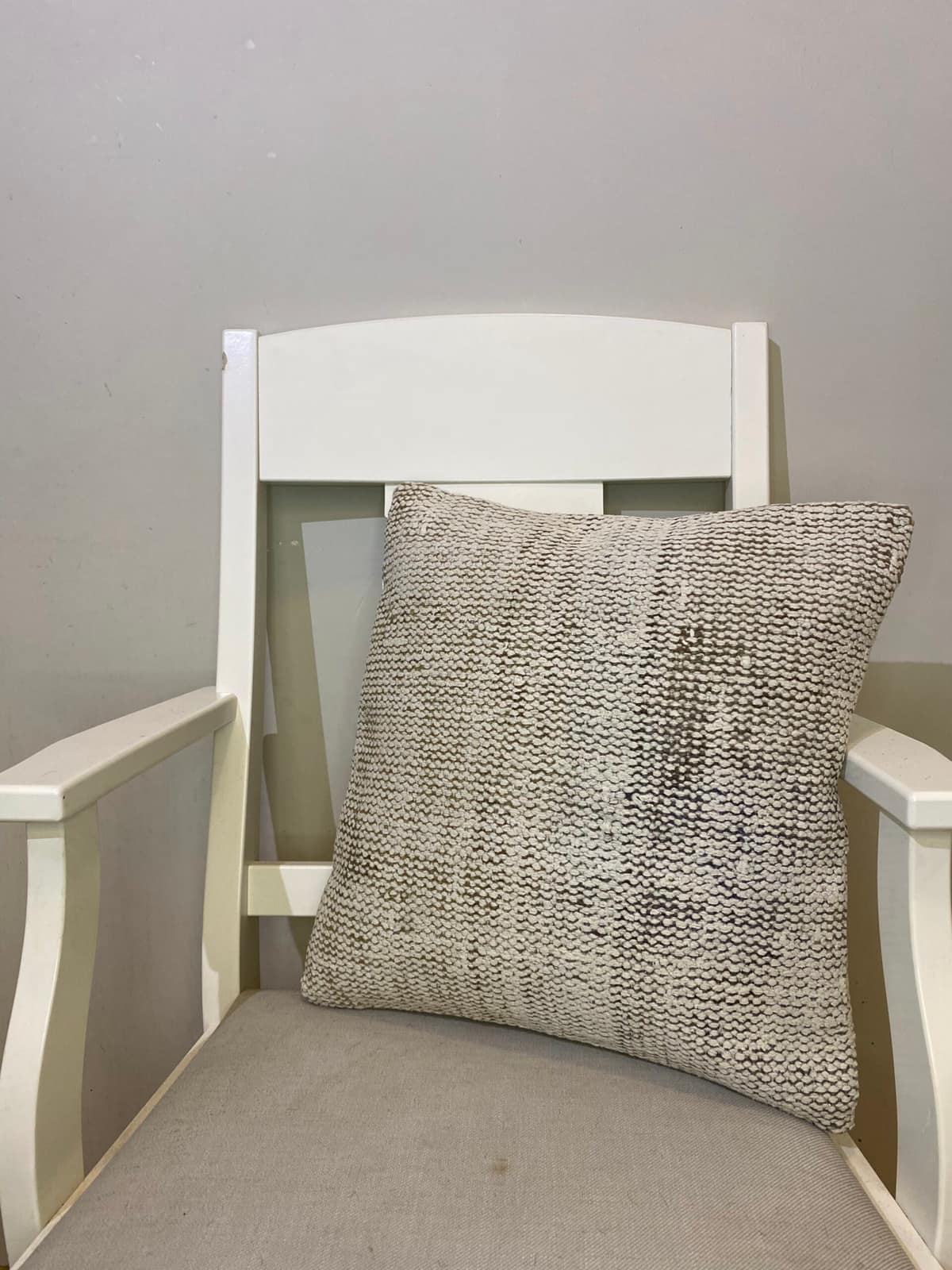 Hand-Woven Pillowcase, vintage rug, Kilim, hand-knotted silk, size 45 × 45 cm, from Van