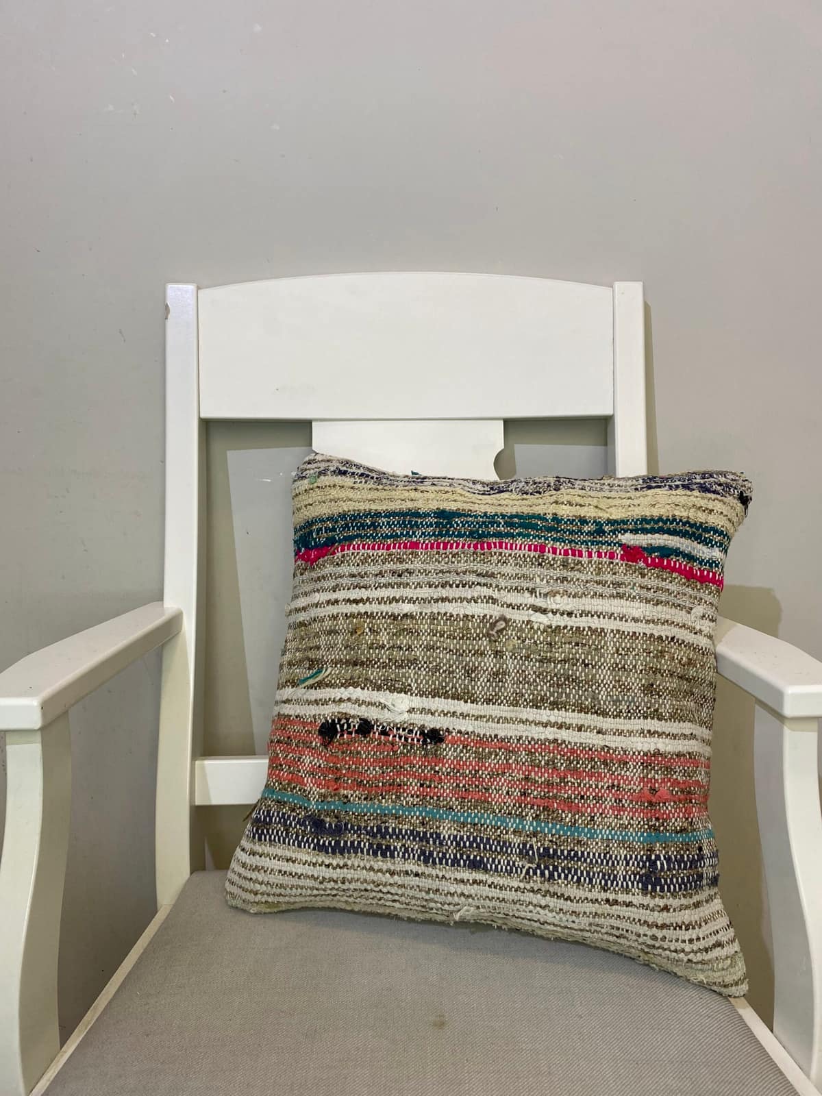 Hand-Woven Pillowcase, vintage rug, Kilim, hand-knotted wool & silk, size 45 × 45 cm, from Manisa