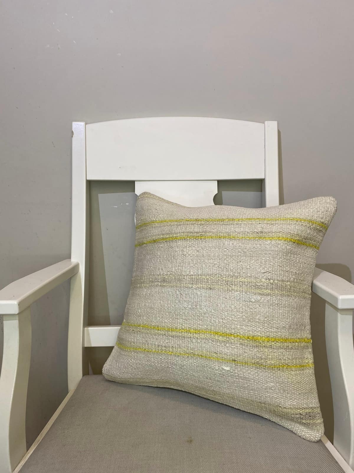 Hand-Woven Pillowcase, vintage rug, Kilim, hand-knotted wool & cotton, size 45 × 45 cm, from Bergama