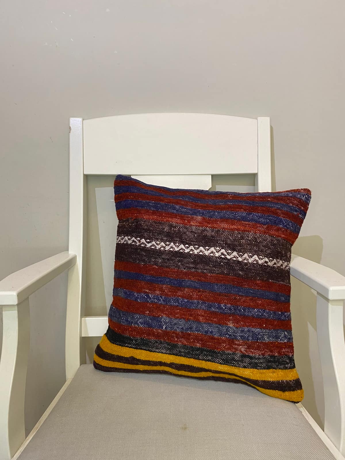Handwoven Pillowcase, vintage rug, Kilim, hand-knotted wool, size 45 × 45 cm, from Kayseri