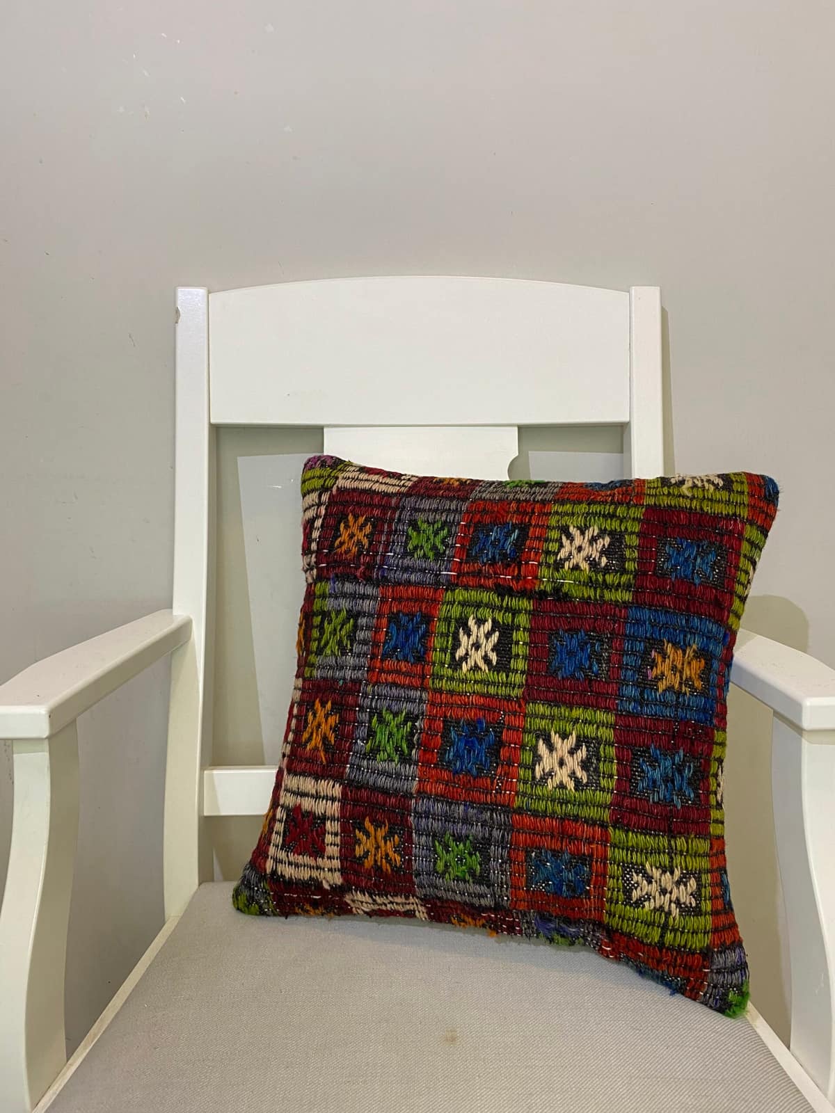 Handwoven Pillowcase, vintage rug, Kilim, hand-knotted wool, cotton & silk, size 45 × 45 cm, from Konya