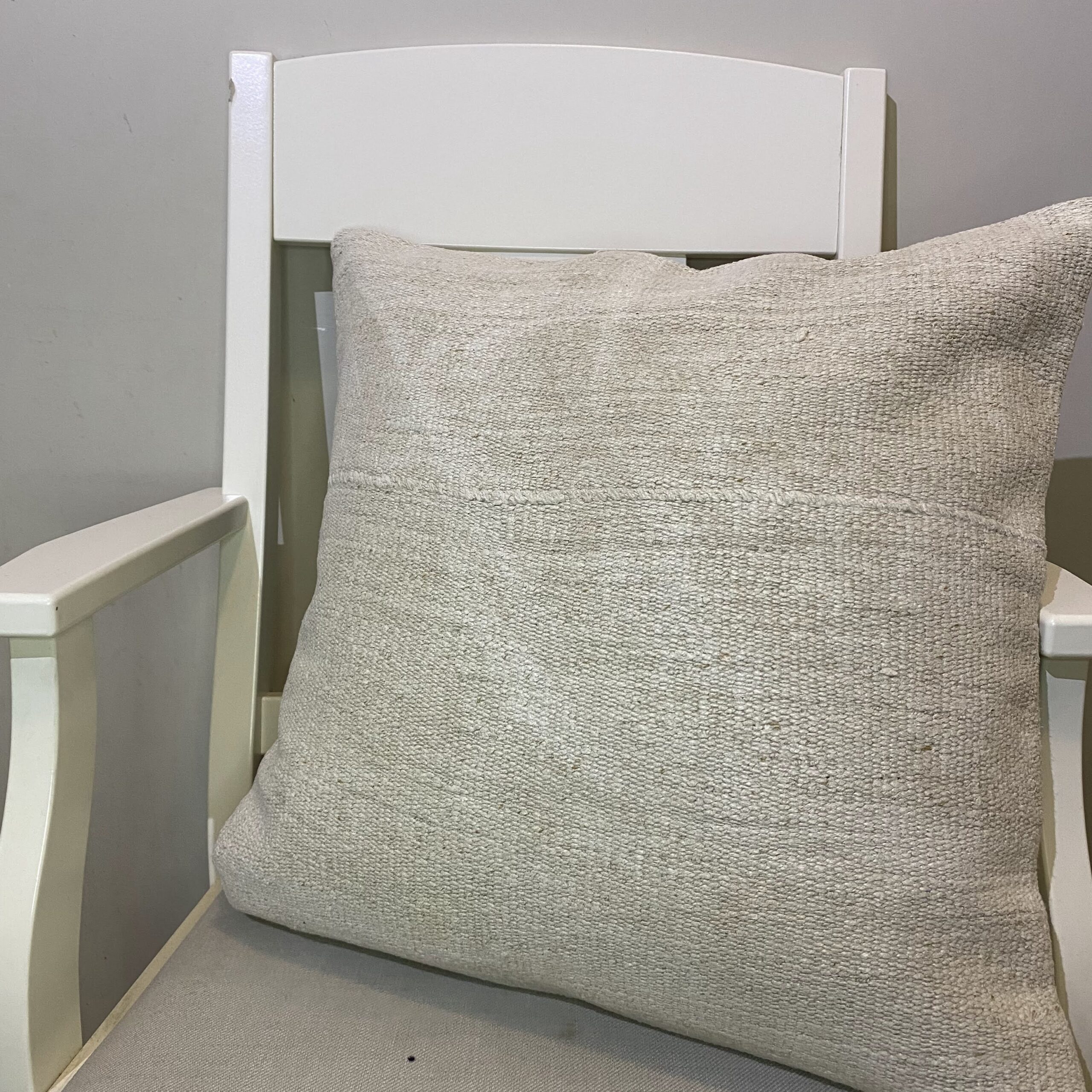 Hand-Woven Pillowcase, vintage rug, Kilim, hand-knotted wool & silk, size 50 × 50 cm, from Demirci
