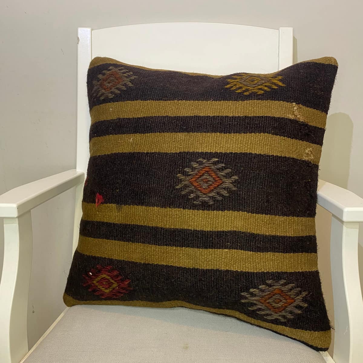 Hand-Woven Pillowcase, vintage rug, Kilim, hand-knotted wool & cotton, size 50 × 50 cm, from Sivas