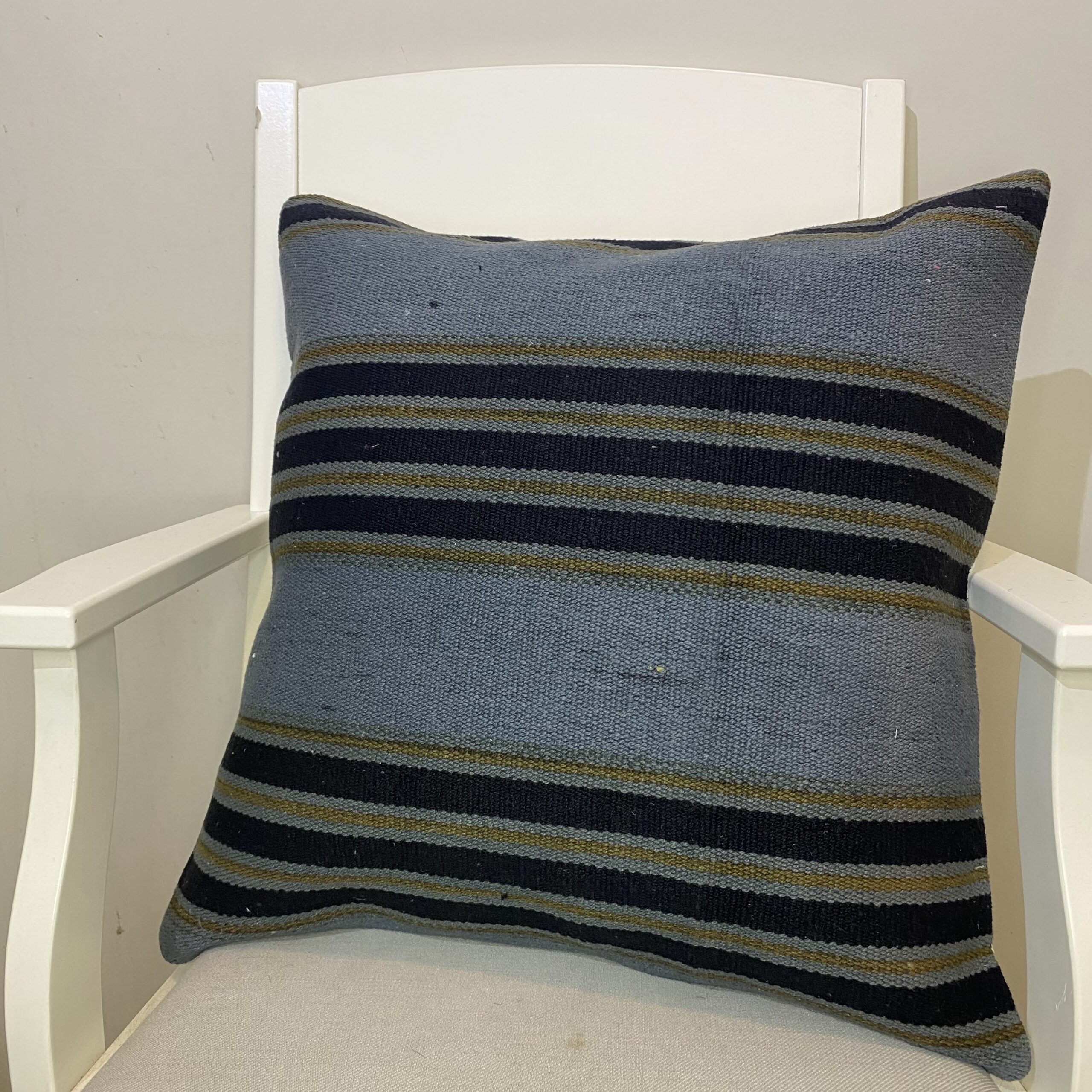 Hand-Woven Pillowcase, vintage rug, Kilim, hand-knotted wool & cotton, size 50 × 50 cm, from Anatolia