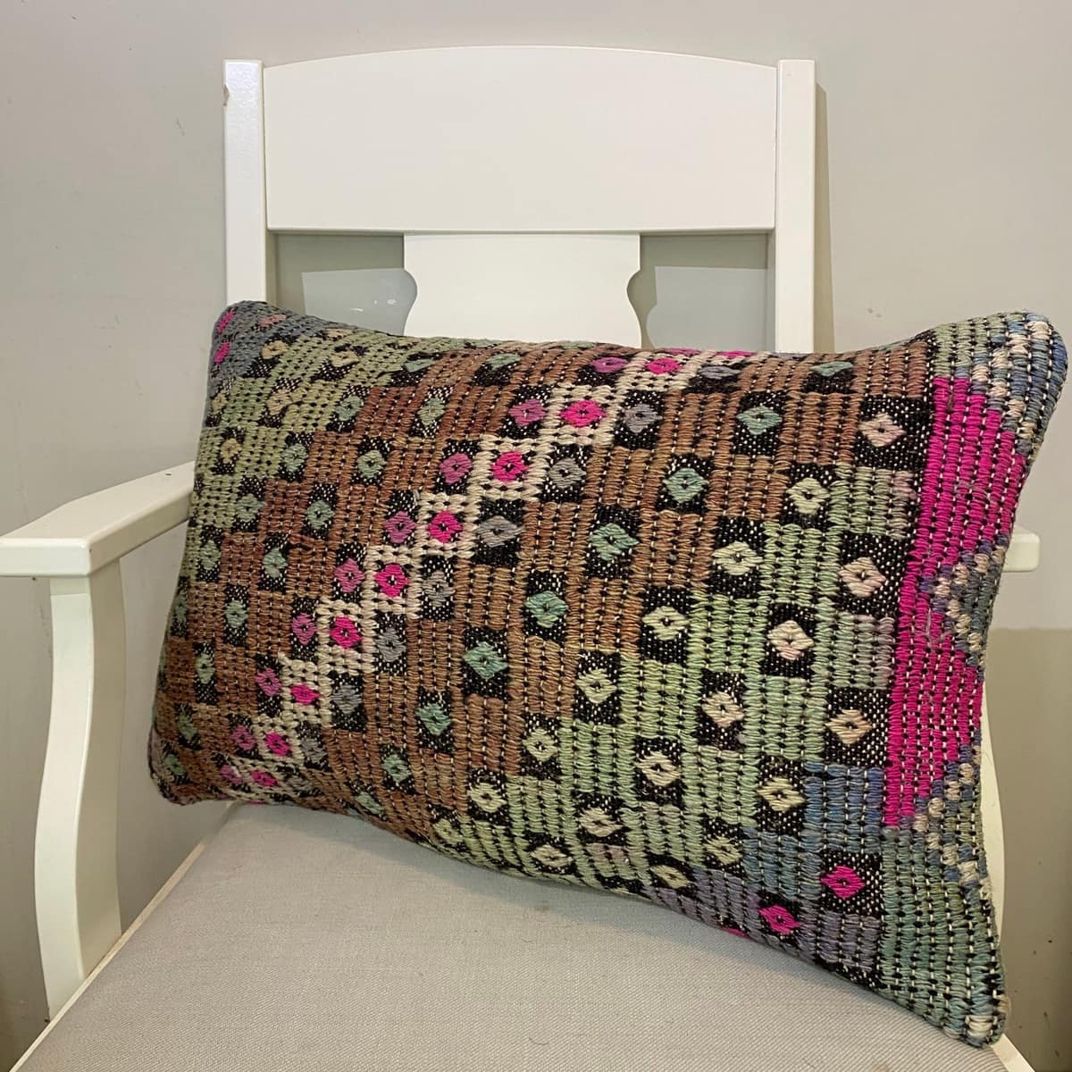 Handwoven Patchwork Pillowcase, vintage rug, Kilim, hand-knotted wool & silk, size 40 × 60 cm, from Konya