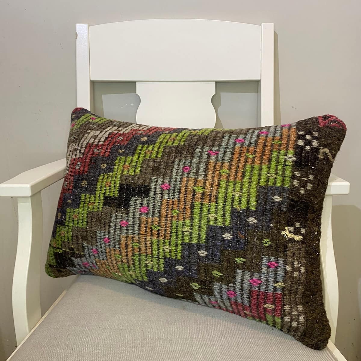 Hand-Woven Pillowcase, vintage rug, Kilim, hand-knotted silk, size 40 × 60 cm, from Anatolia
