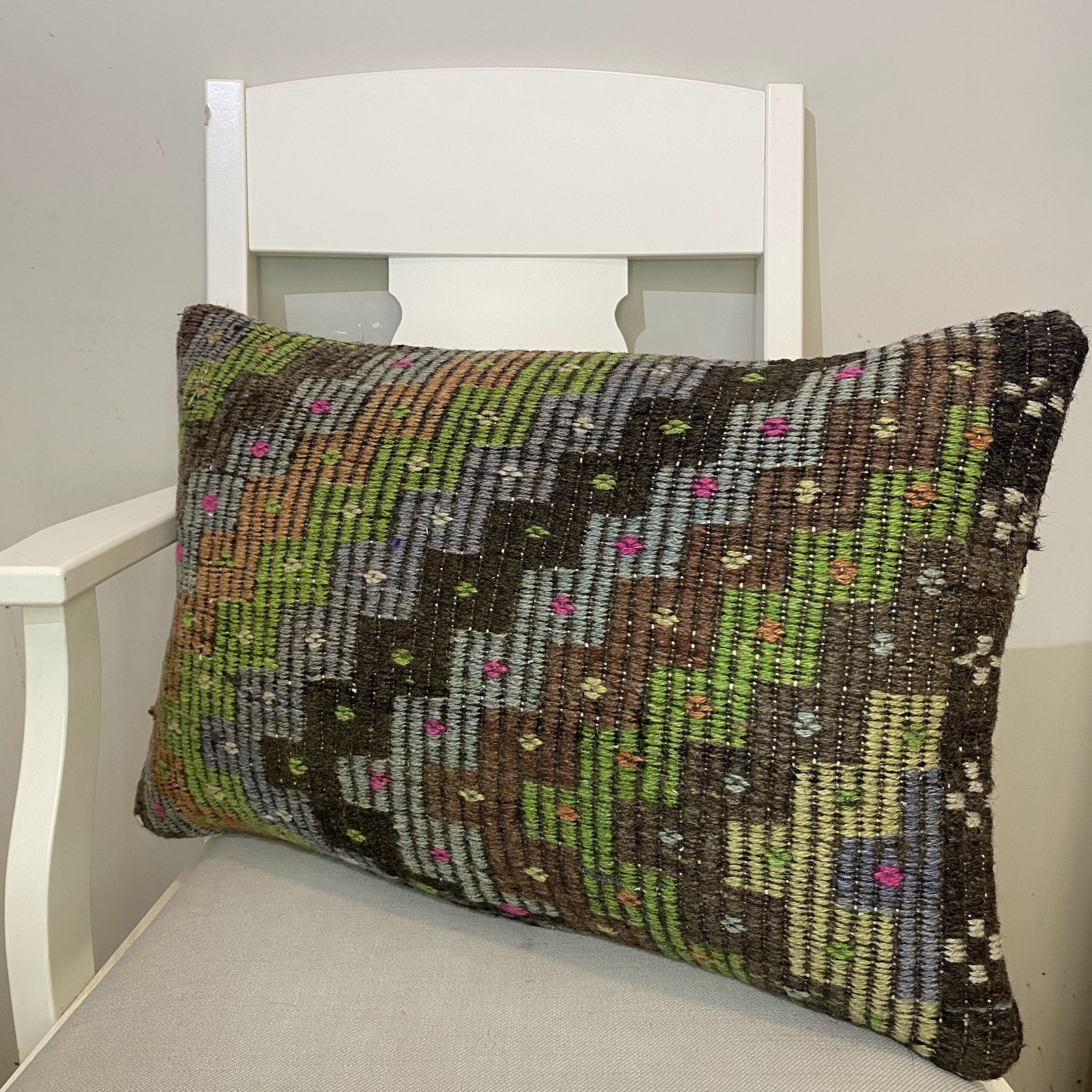 Handwoven Pillowcase, vintage rug, Kilim, hand-knotted wool & cotton, size 40 × 60 cm, from Milas