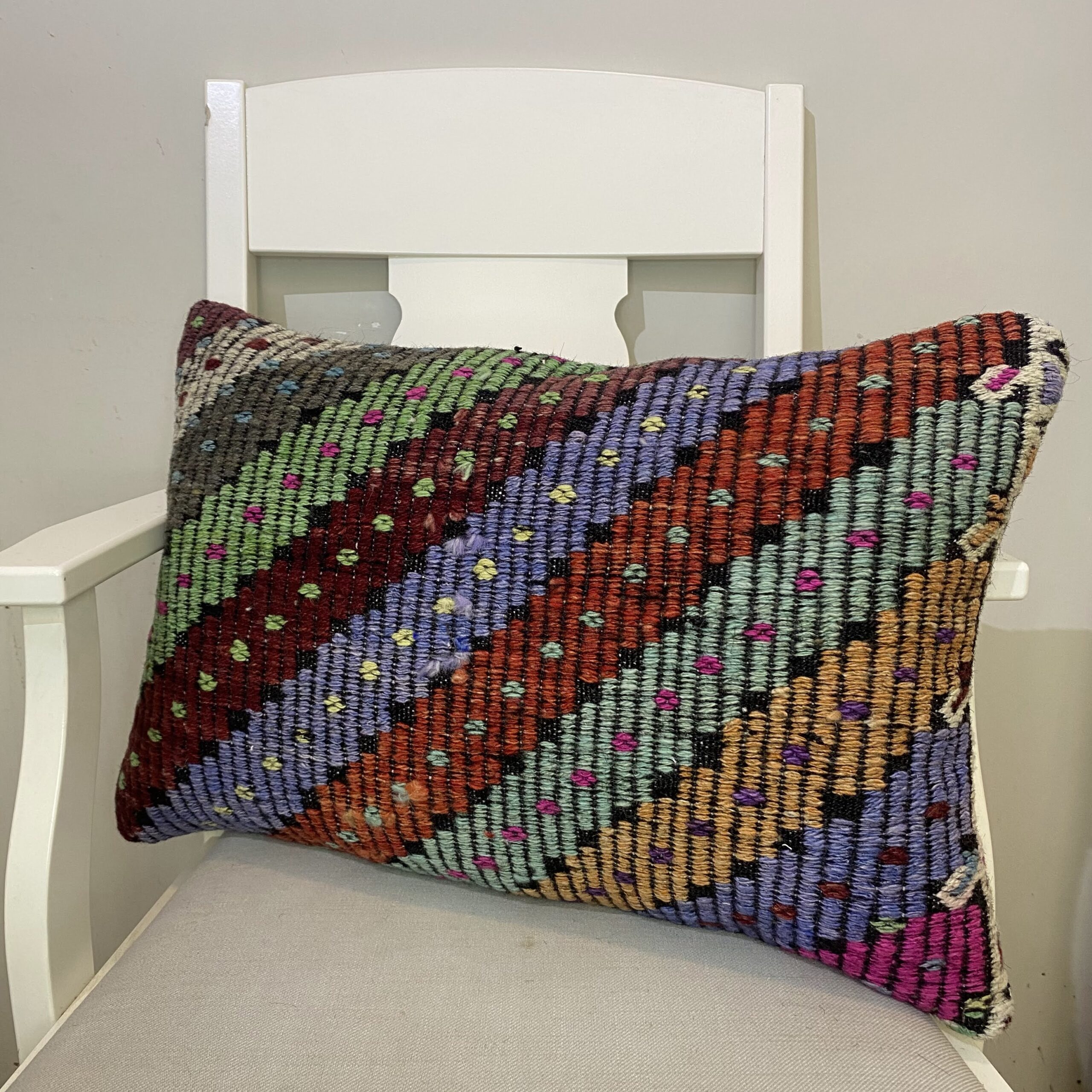 Handwoven Pillowcase, vintage rug, Kilim, hand-knotted wool & cotton, size 40 × 60 cm, from Bursa